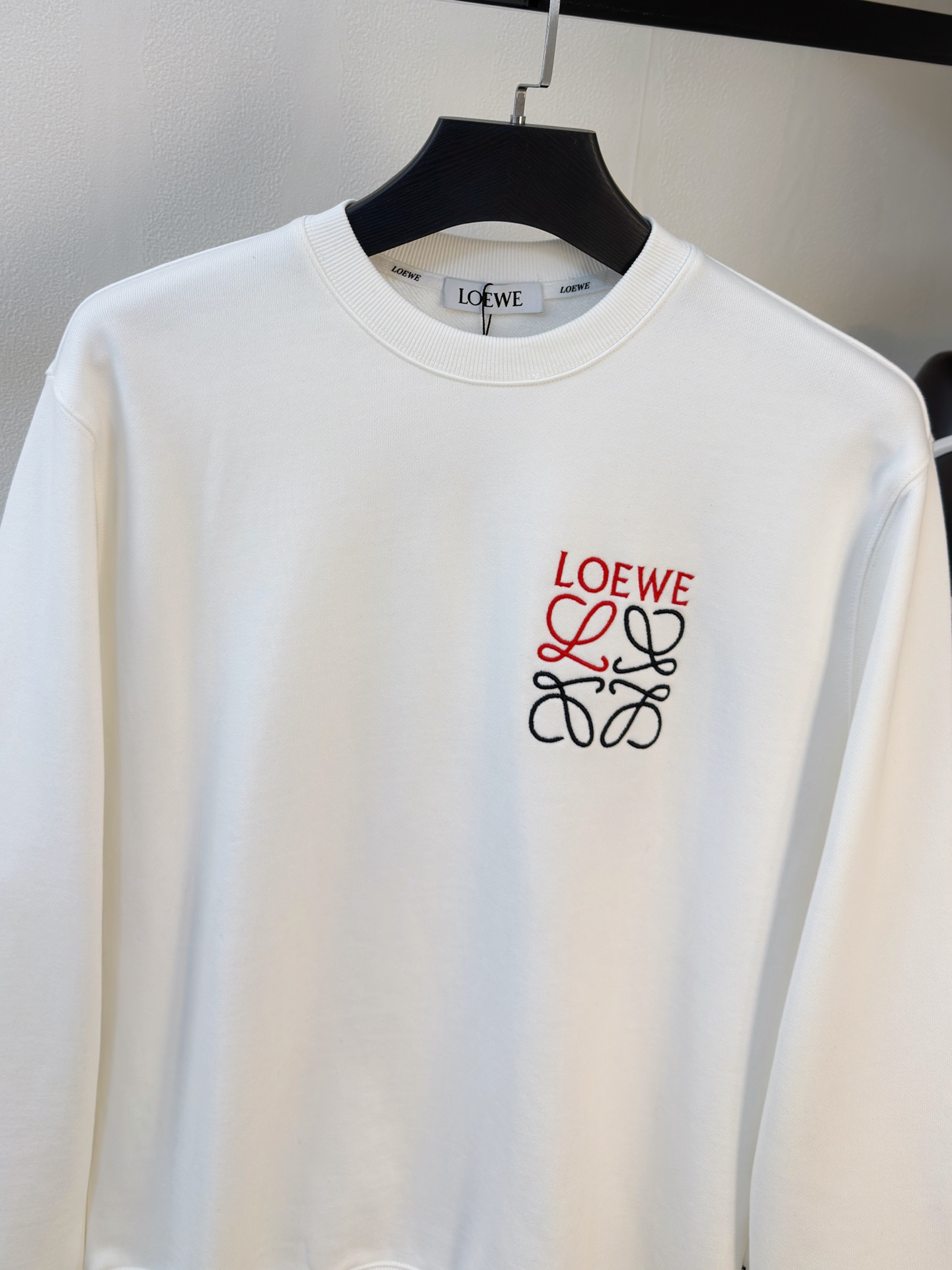 P罗意威25SS【新品】最新最顶级版本精美工艺圆领卫衣，最顶级的品质专柜原单套头衫，顶级制作工艺进口面料