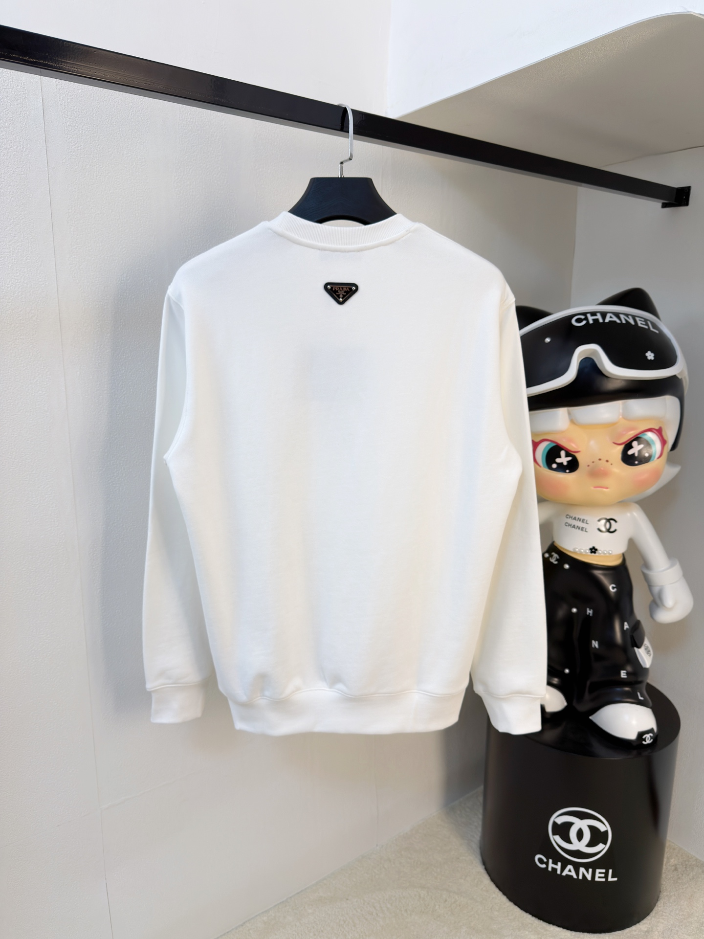 P普拉达25SS【新品】最新最顶级版本精美工艺圆领卫衣，最顶级的品质专柜原单套头衫，顶级制作工艺进口面料