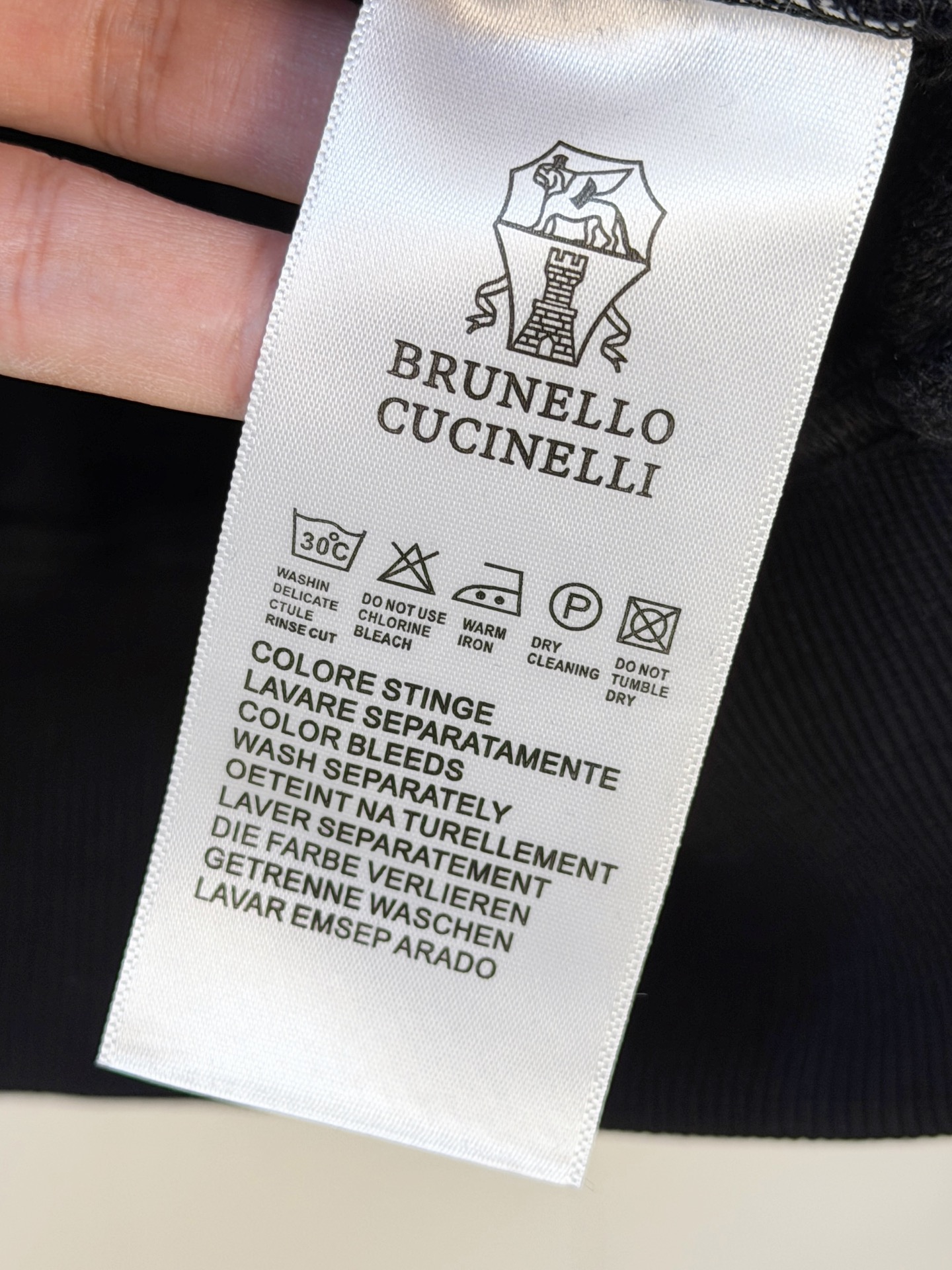 P布鲁图25SS【新品】最新最顶级版本精美工艺圆领卫衣，最顶级的品质专柜原单套头衫，顶级制作工艺进口面料