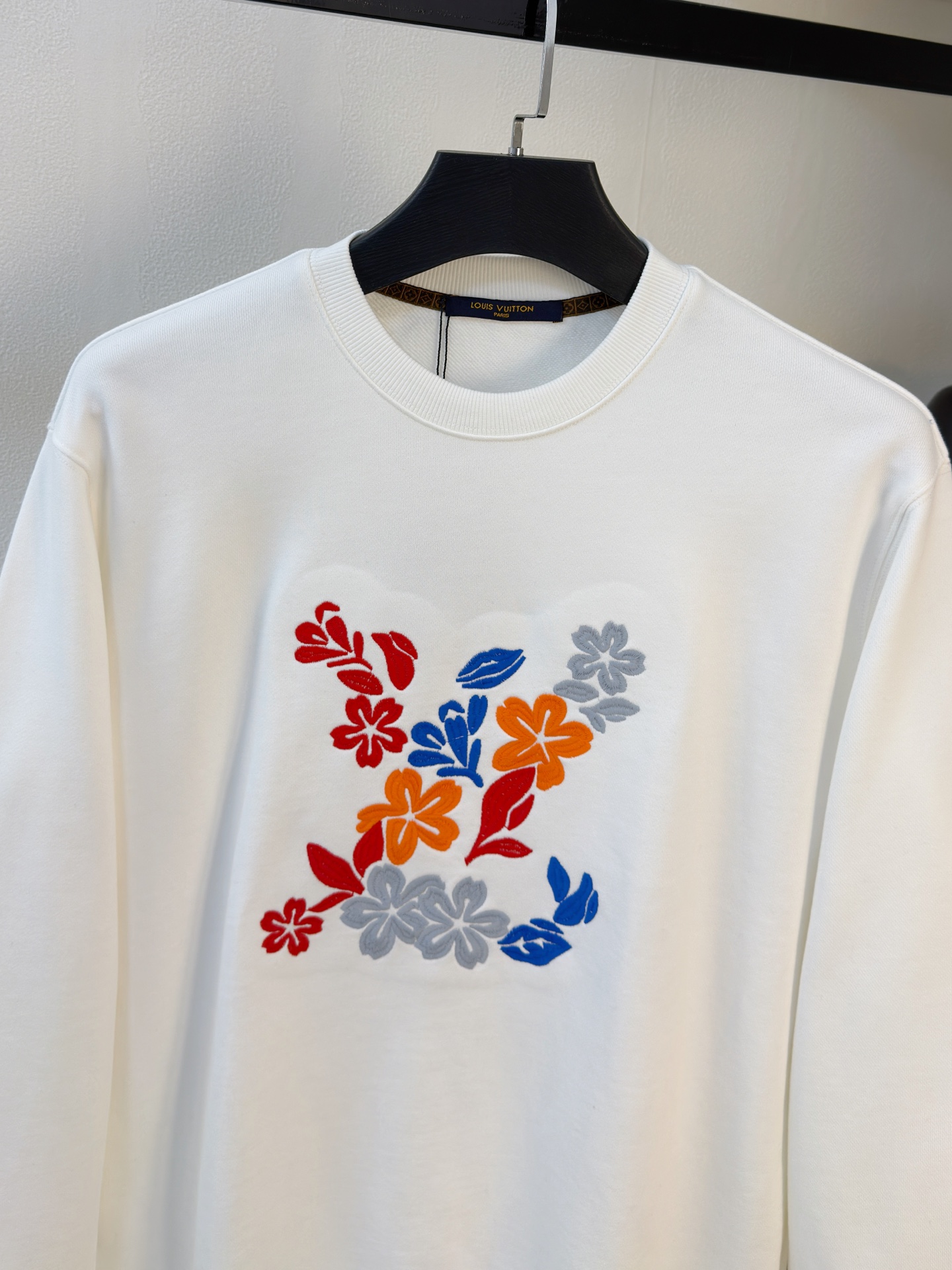 PLV 25SS【新品】最新最顶级版本精美工艺圆领卫衣，最顶级的品质专柜原单套头衫，顶级制作工艺进口面料