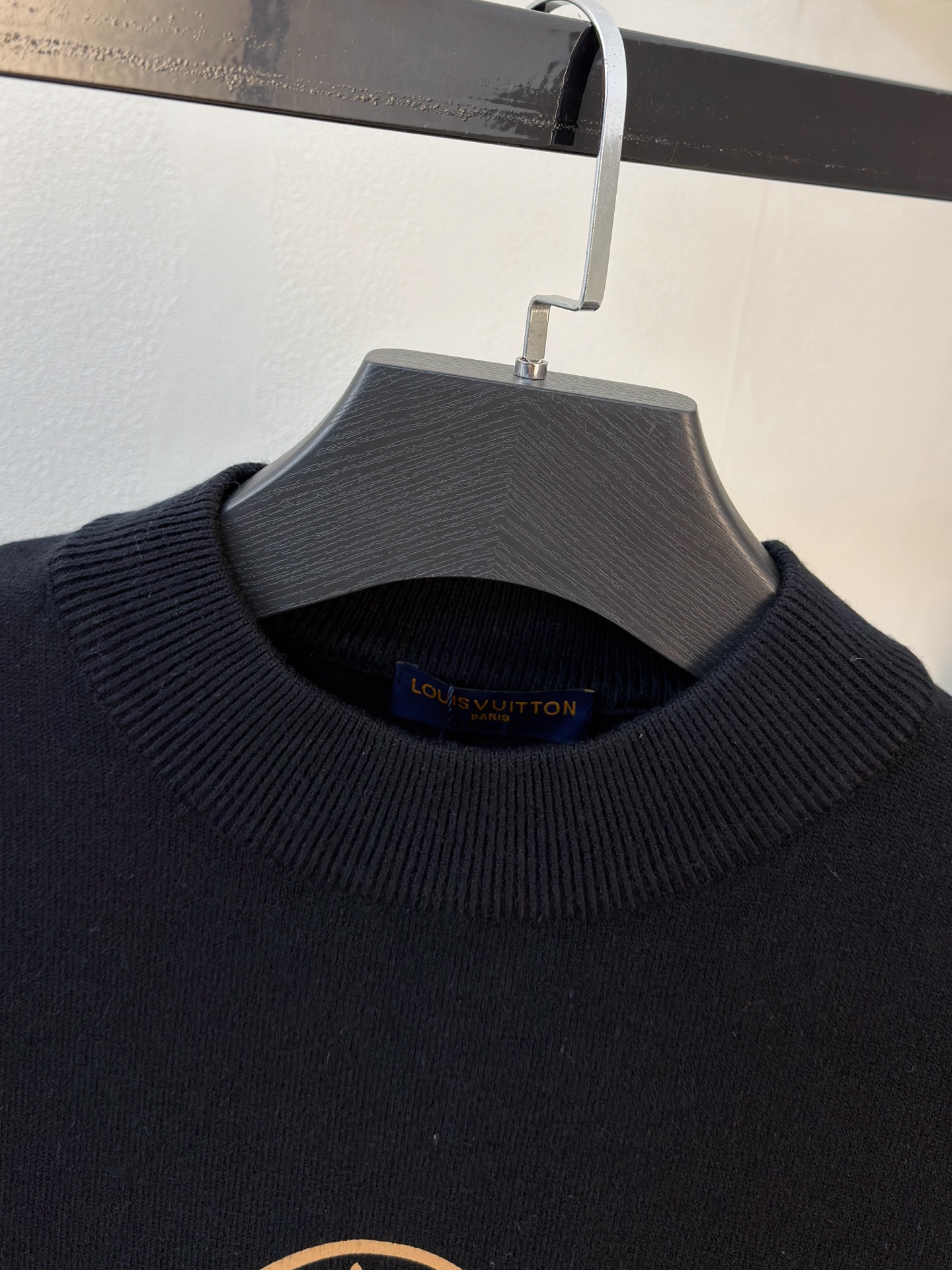 PLV 短袖毛衣 2025秋冬最新系列，专柜1:1顶级复刻，全品相！加厚款，潮人必备单品！懂货的老铁赶紧