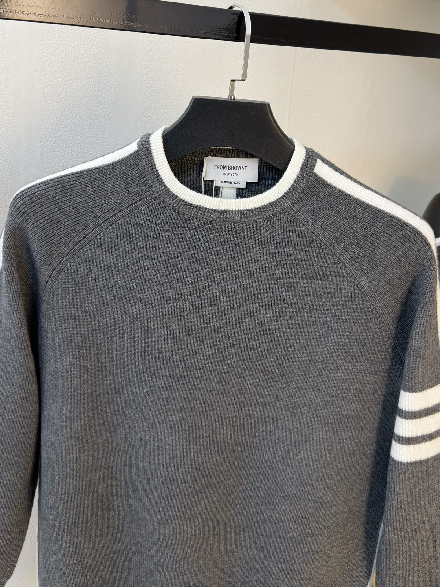 PTB 2025【新品】秋冬新款针织羊毛衫 高品质意大利进口羊毛混纺面料，高密度针织，时尚百搭毛衣，帅气