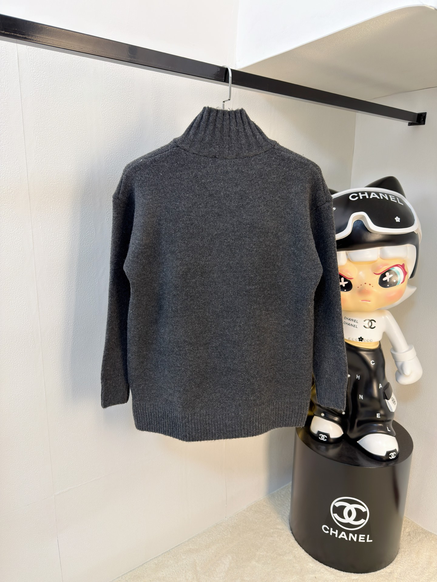 P迪奥2025【新品】秋冬新款针织羊毛衫 高品质意大利进口羊毛混纺面料，高密度针织，时尚百搭毛衣，帅气十