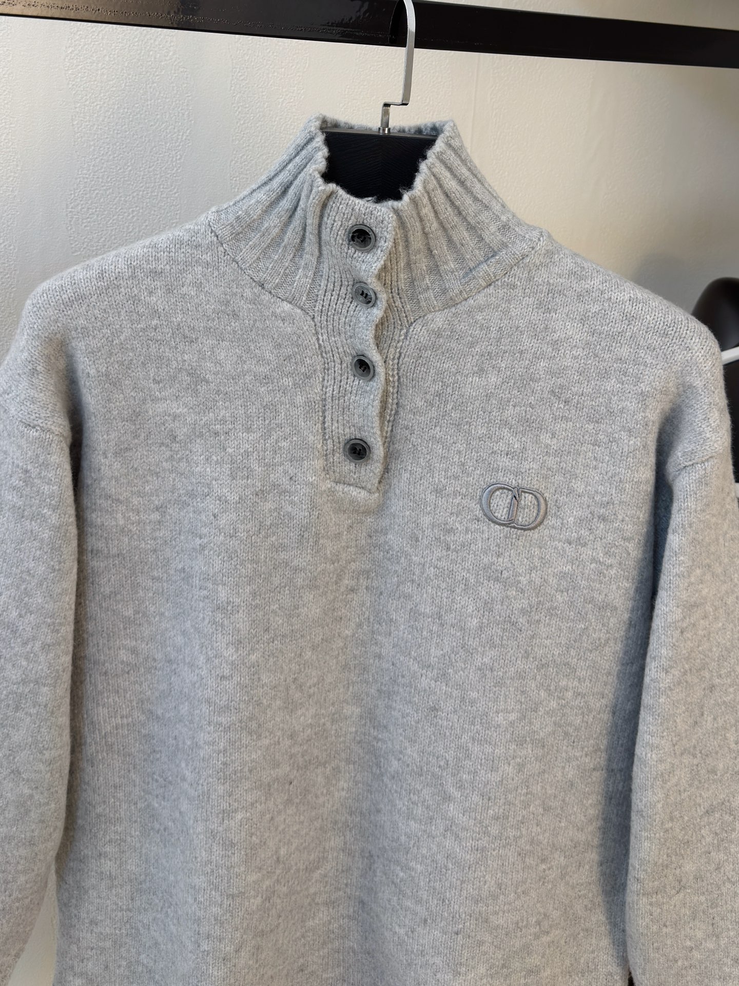 P迪奥2025【新品】秋冬新款针织羊毛衫 高品质意大利进口羊毛混纺面料，高密度针织，时尚百搭毛衣，帅气十