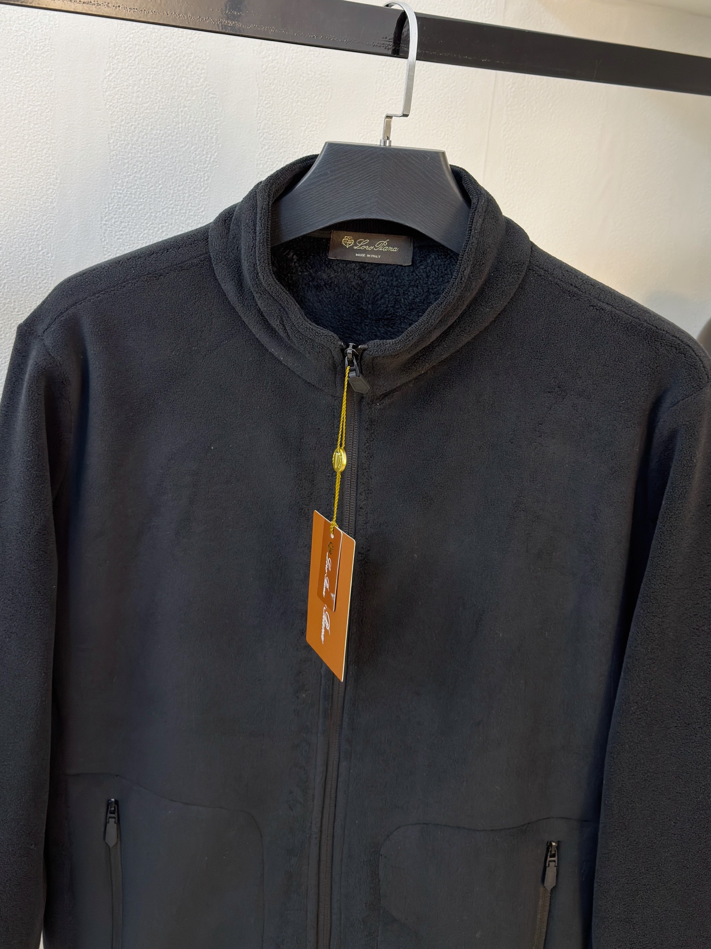 PPL摇粒绒外套25ss早秋【新品】秋冬专柜新款休闲外套！超前卫设计风格 细腻舒适 穿着非常轻便不易起皱