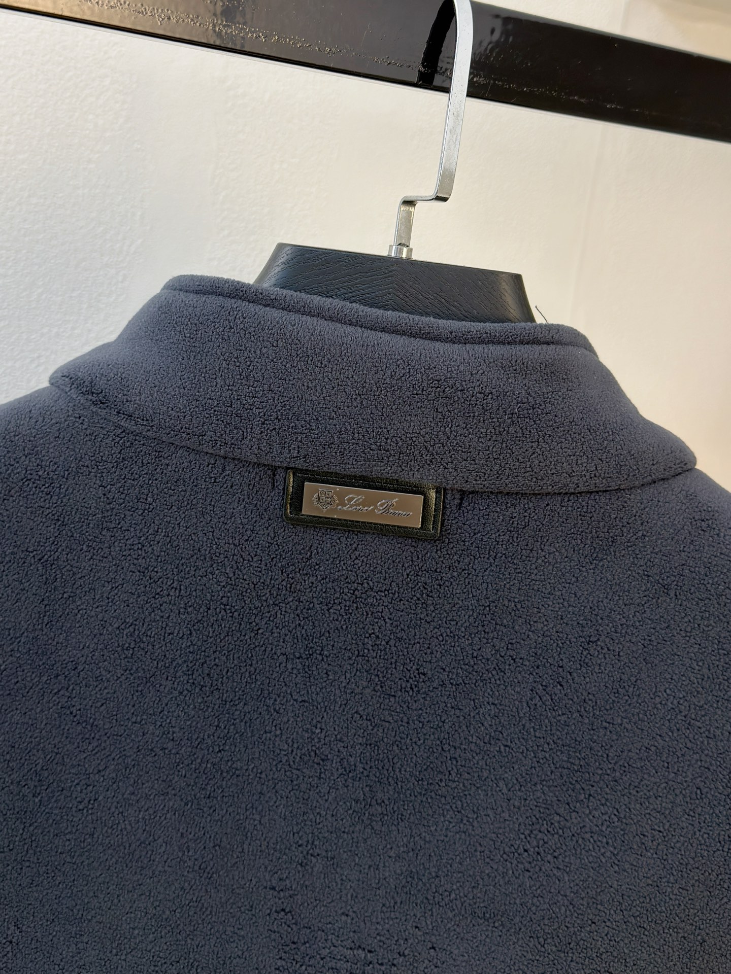 PPL摇粒绒外套25ss早秋【新品】秋冬专柜新款休闲外套！超前卫设计风格 细腻舒适 穿着非常轻便不易起皱