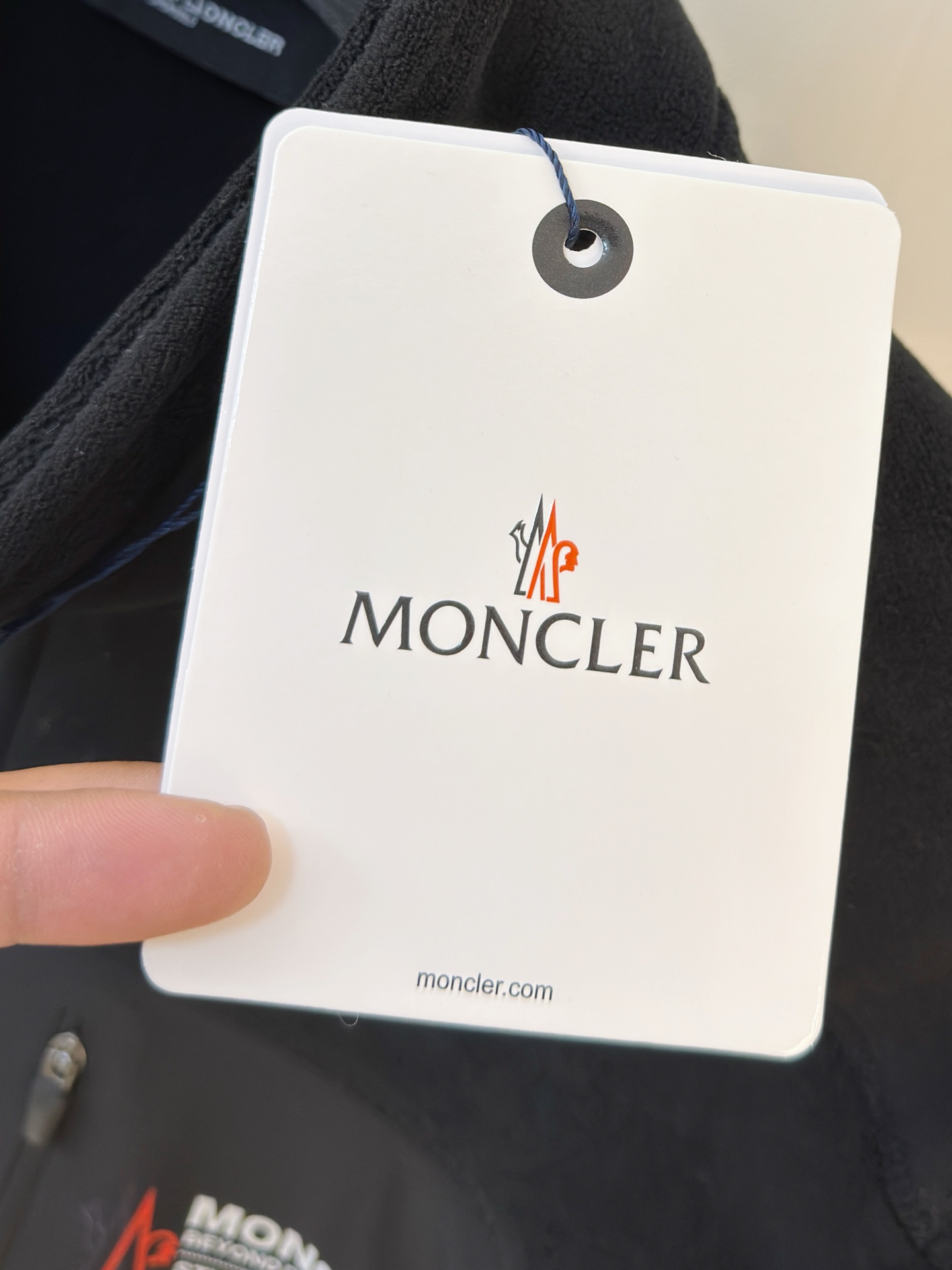 P蒙口摇粒绒外套25ss早秋【新品】秋冬专柜新款休闲外套！超前卫设计风格 细腻舒适 穿着非常轻便不易起皱