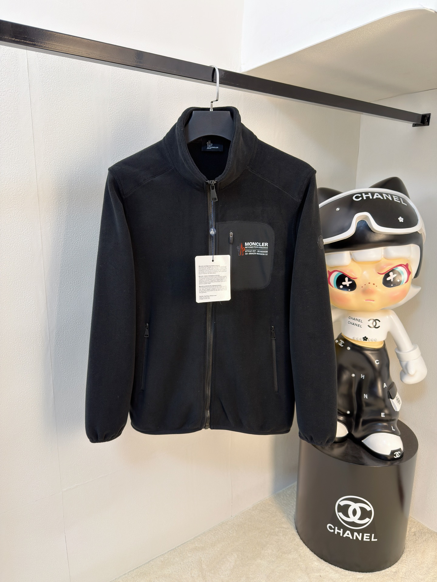 P蒙口摇粒绒外套25ss早秋【新品】秋冬专柜新款休闲外套！超前卫设计风格 细腻舒适 穿着非常轻便不易起皱