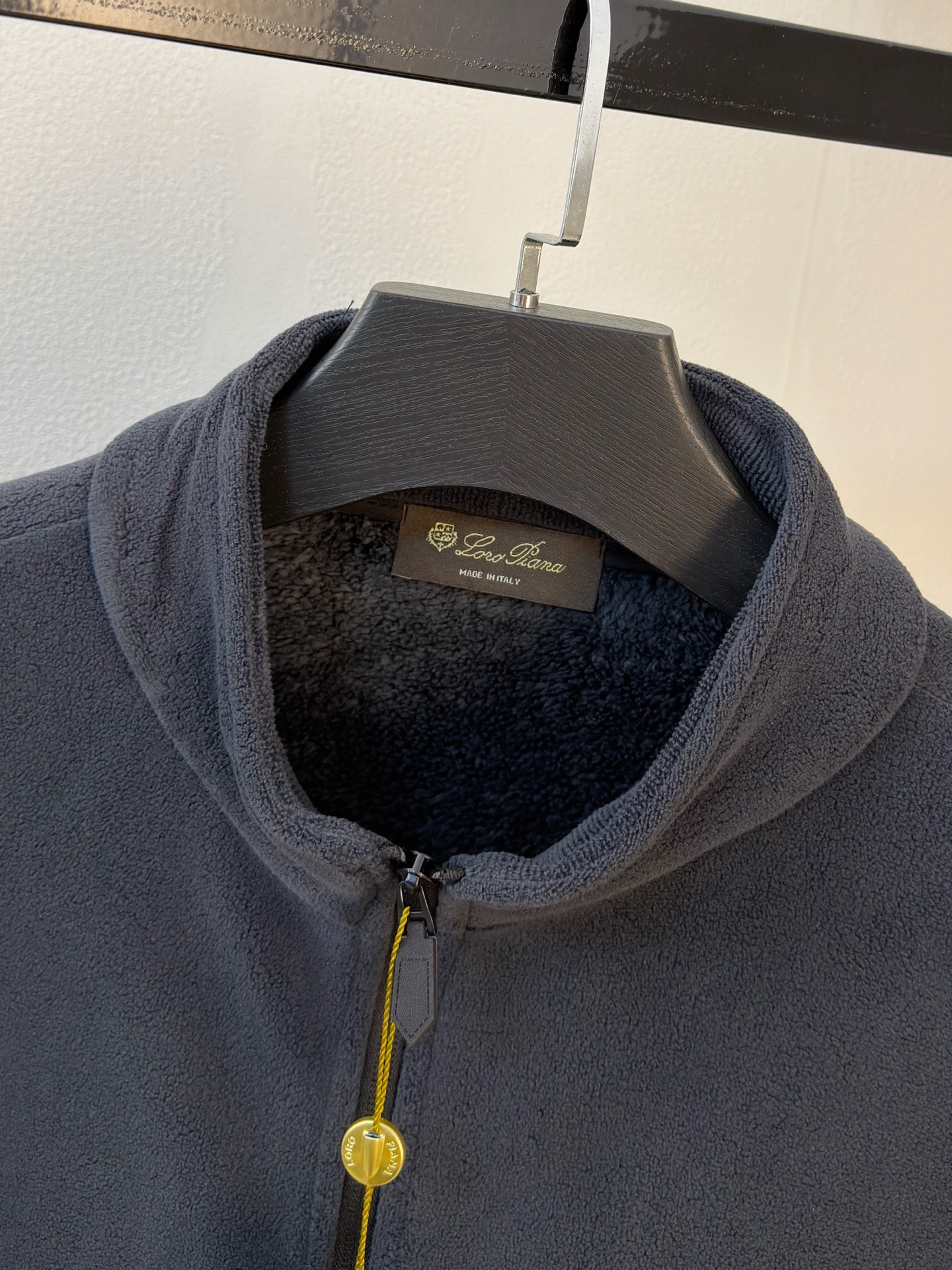 PPL摇粒绒外套25ss早秋【新品】秋冬专柜新款休闲外套！超前卫设计风格 细腻舒适 穿着非常轻便不易起皱