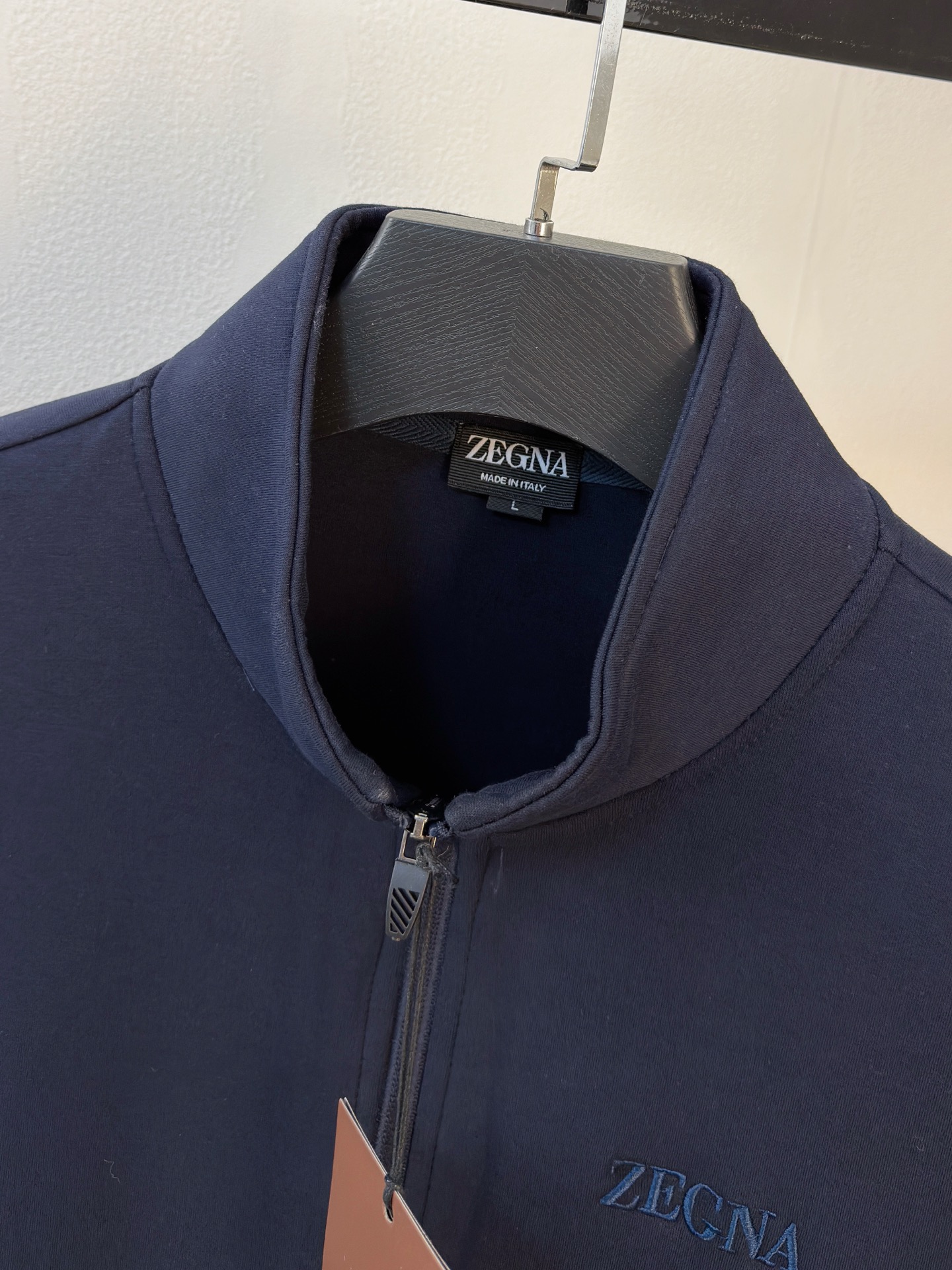 P杰尼亚2025秋冬新款专柜同款休闲空气层面料套装，透气舒适休闲！高级感满满！细节精致高档，做工无可挑剔