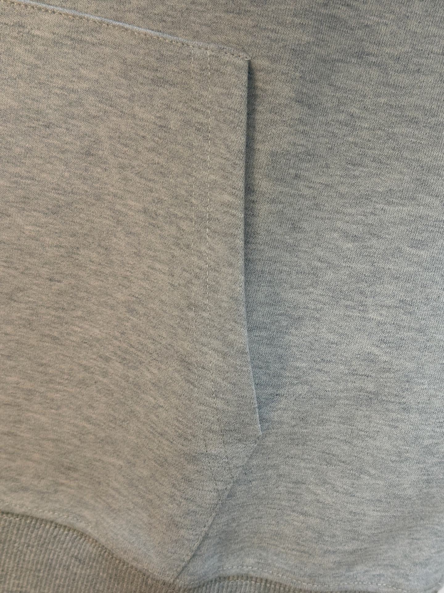 🌾巴宝莉25SS【新品】最新最顶级版本精美工艺连帽卫衣，最顶级的品质专柜原单套头衫，顶级制作工艺进口面料