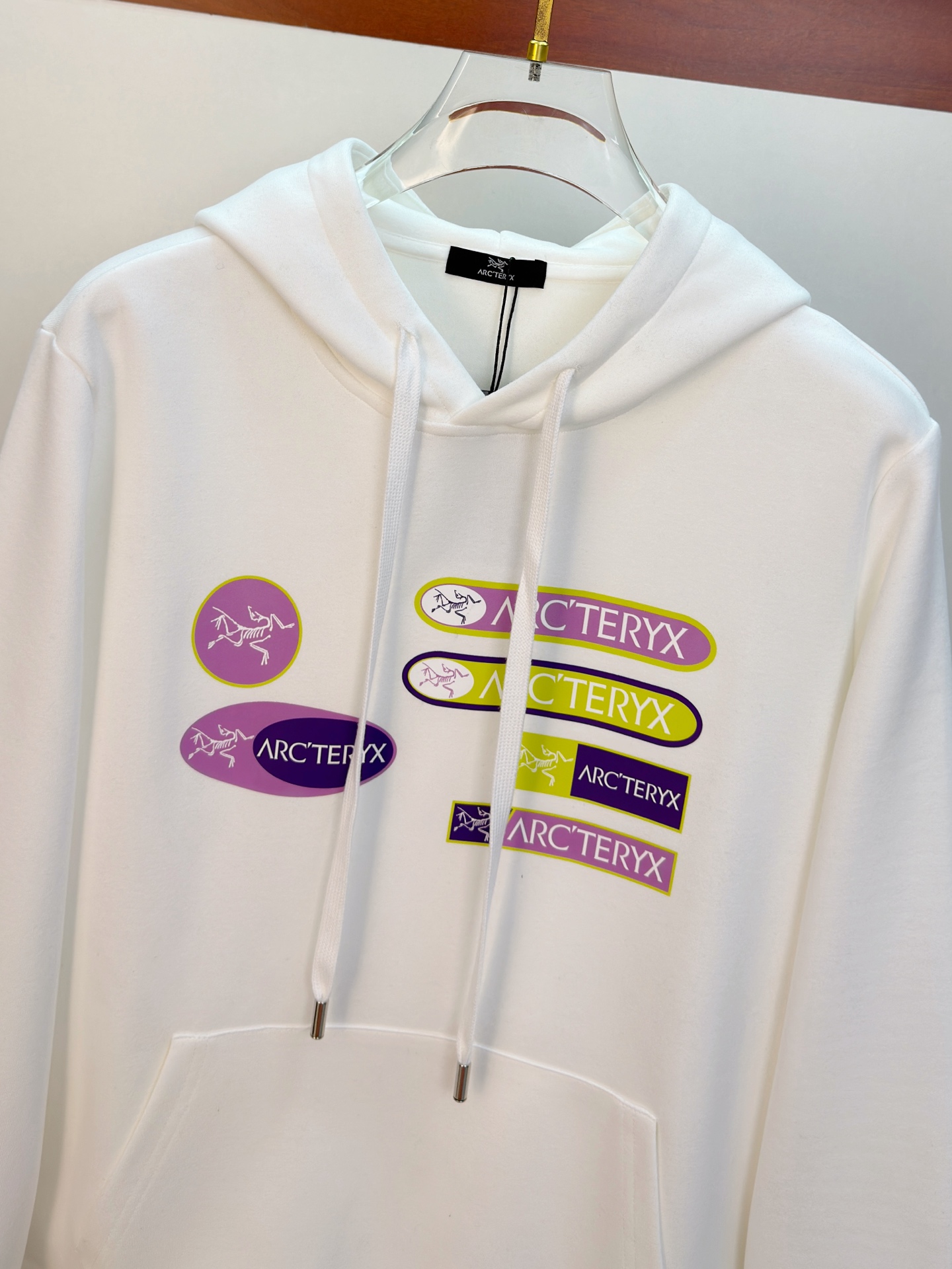 🌾始祖鸟25SS【新品】最新最顶级版本精美工艺连帽卫衣，最顶级的品质专柜原单套头衫，顶级制作工艺进口面料