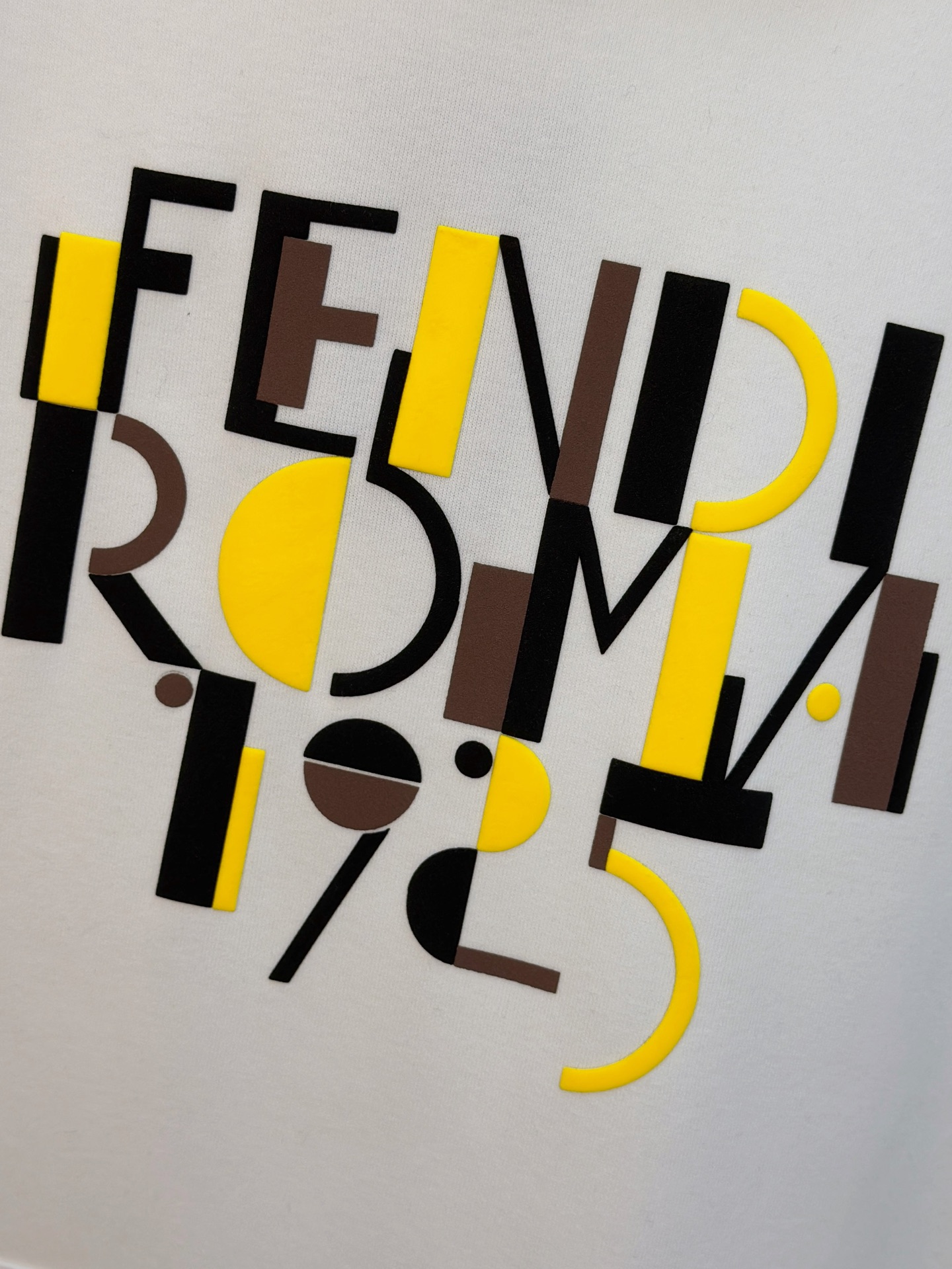 🌾芬迪25SS【新品】最新最顶级版本精美工艺连帽卫衣，最顶级的品质专柜原单套头衫，顶级制作工艺进口面料，