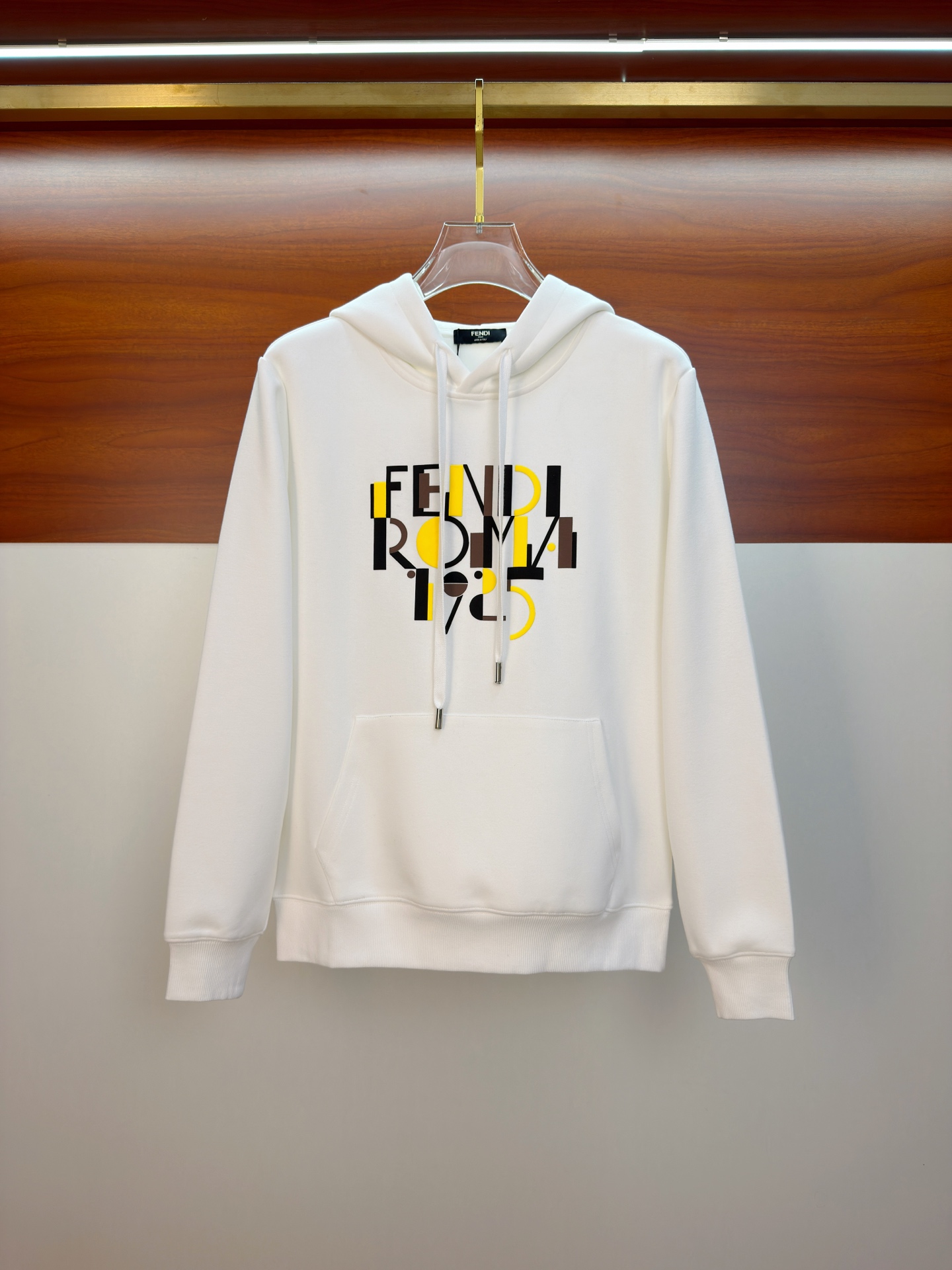🌾芬迪25SS【新品】最新最顶级版本精美工艺连帽卫衣，最顶级的品质专柜原单套头衫，顶级制作工艺进口面料，