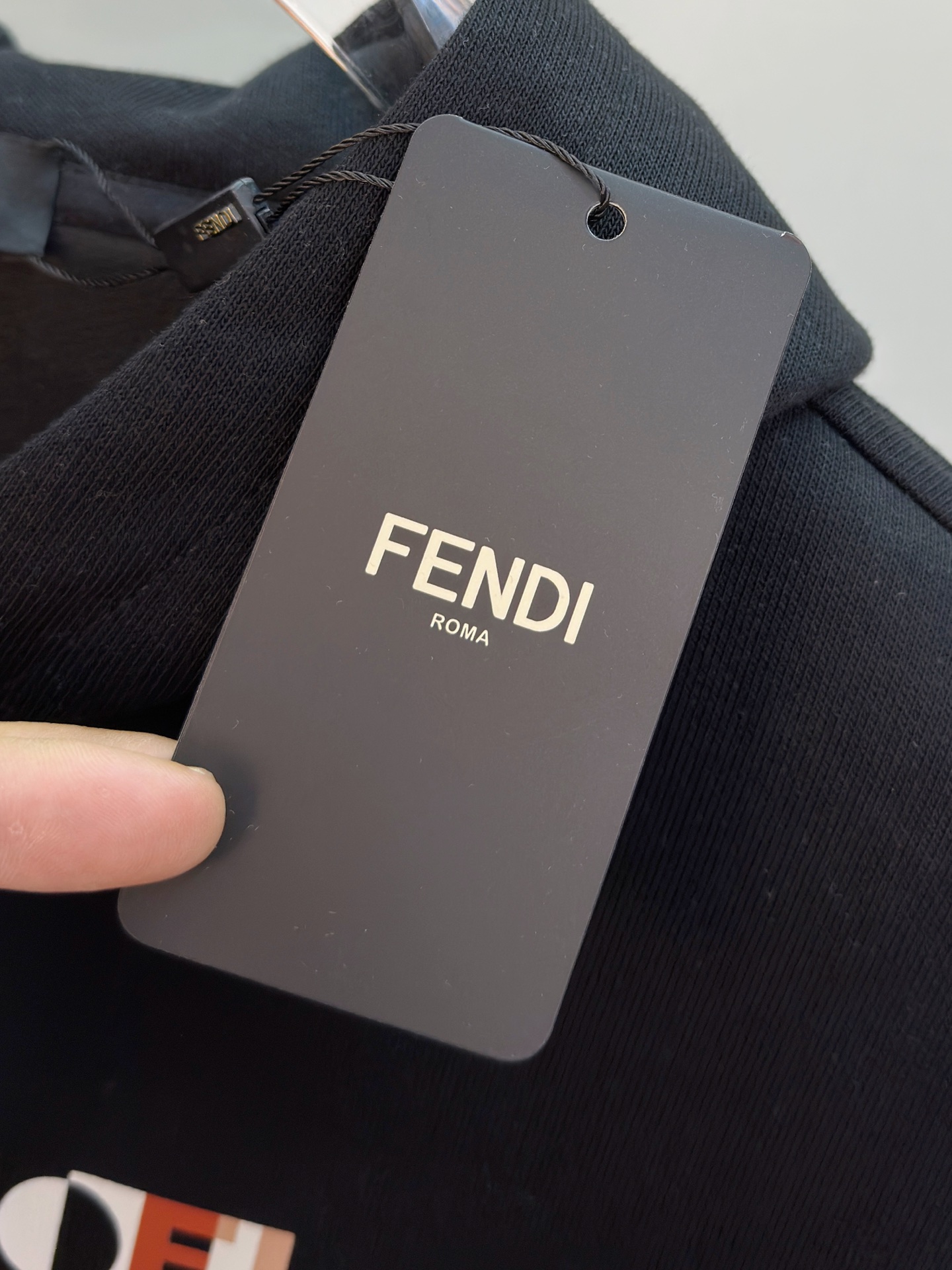 🌾芬迪25SS【新品】最新最顶级版本精美工艺连帽卫衣，最顶级的品质专柜原单套头衫，顶级制作工艺进口面料，