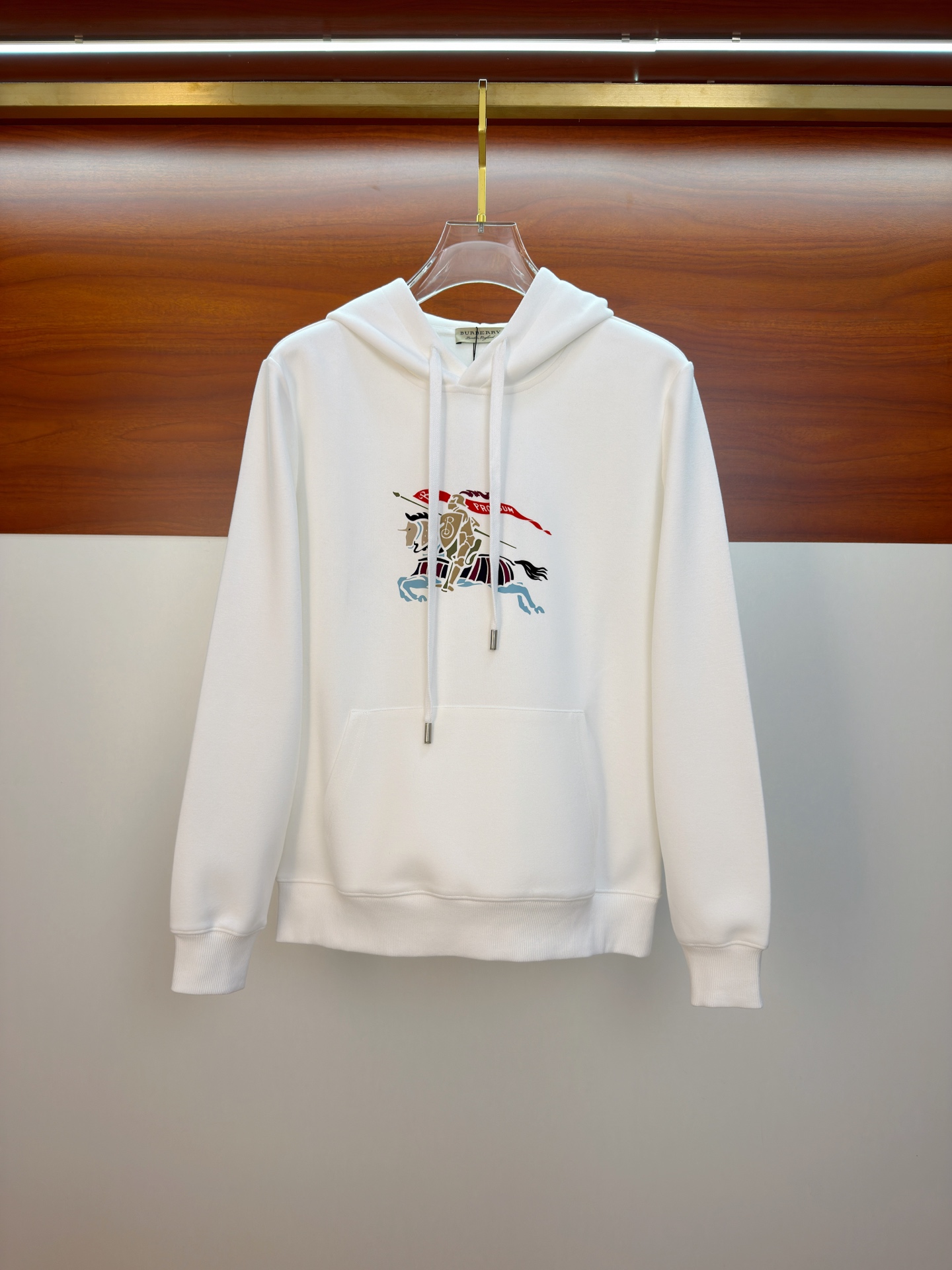 🌾巴宝莉25SS【新品】最新最顶级版本精美工艺连帽卫衣，最顶级的品质专柜原单套头衫，顶级制作工艺进口面料