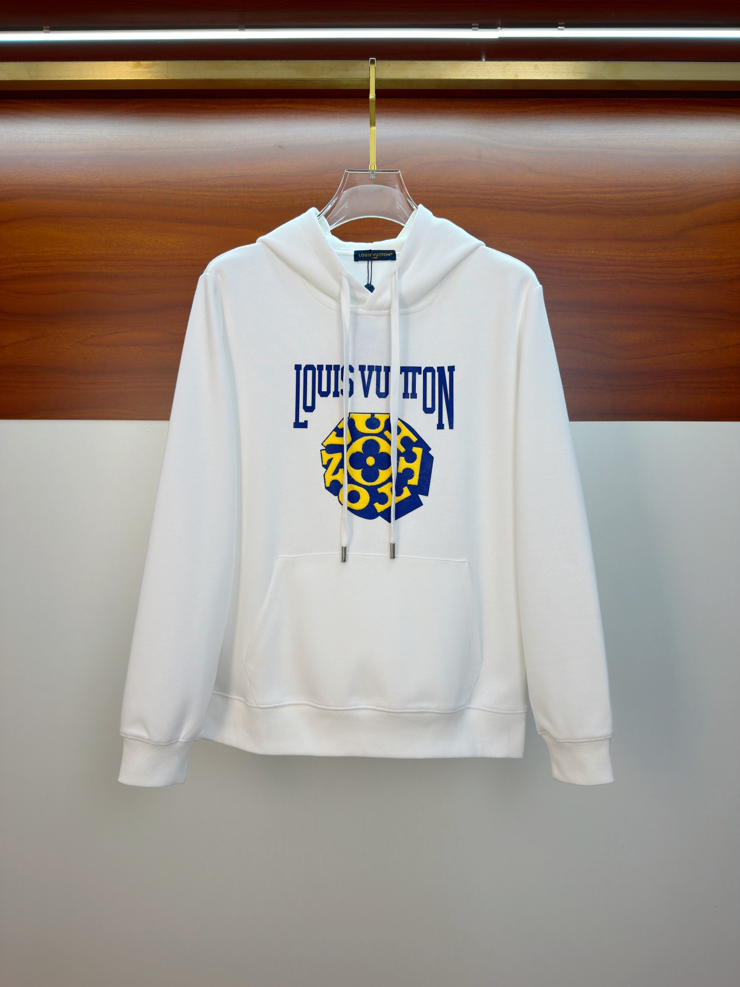 🌾 LV 25SS【新品】最新最顶级版本精美工艺连帽卫衣，最顶级的品质专柜原单套头衫，顶级制作工艺进口面
