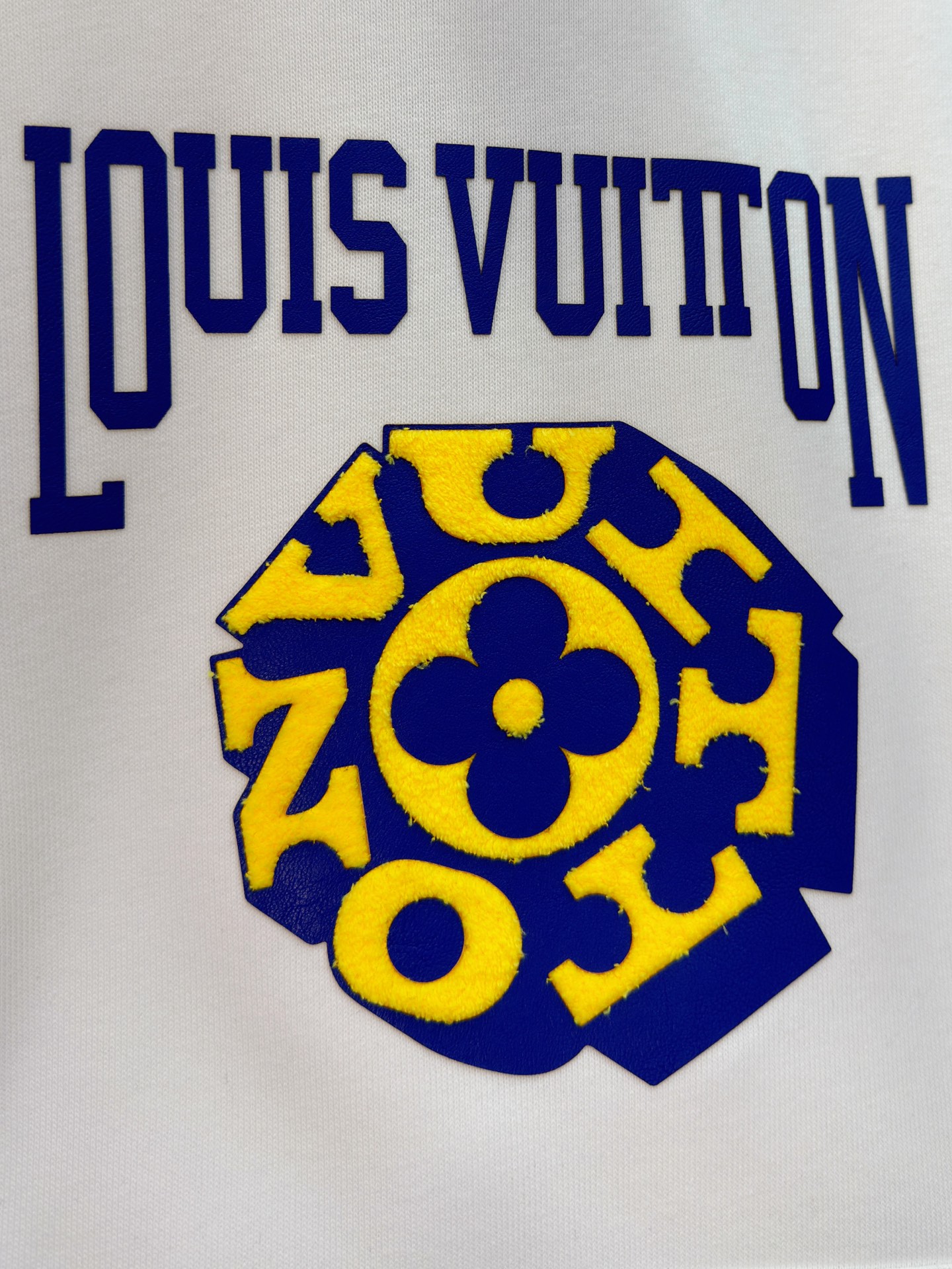 🌾 LV 25SS【新品】最新最顶级版本精美工艺连帽卫衣，最顶级的品质专柜原单套头衫，顶级制作工艺进口面