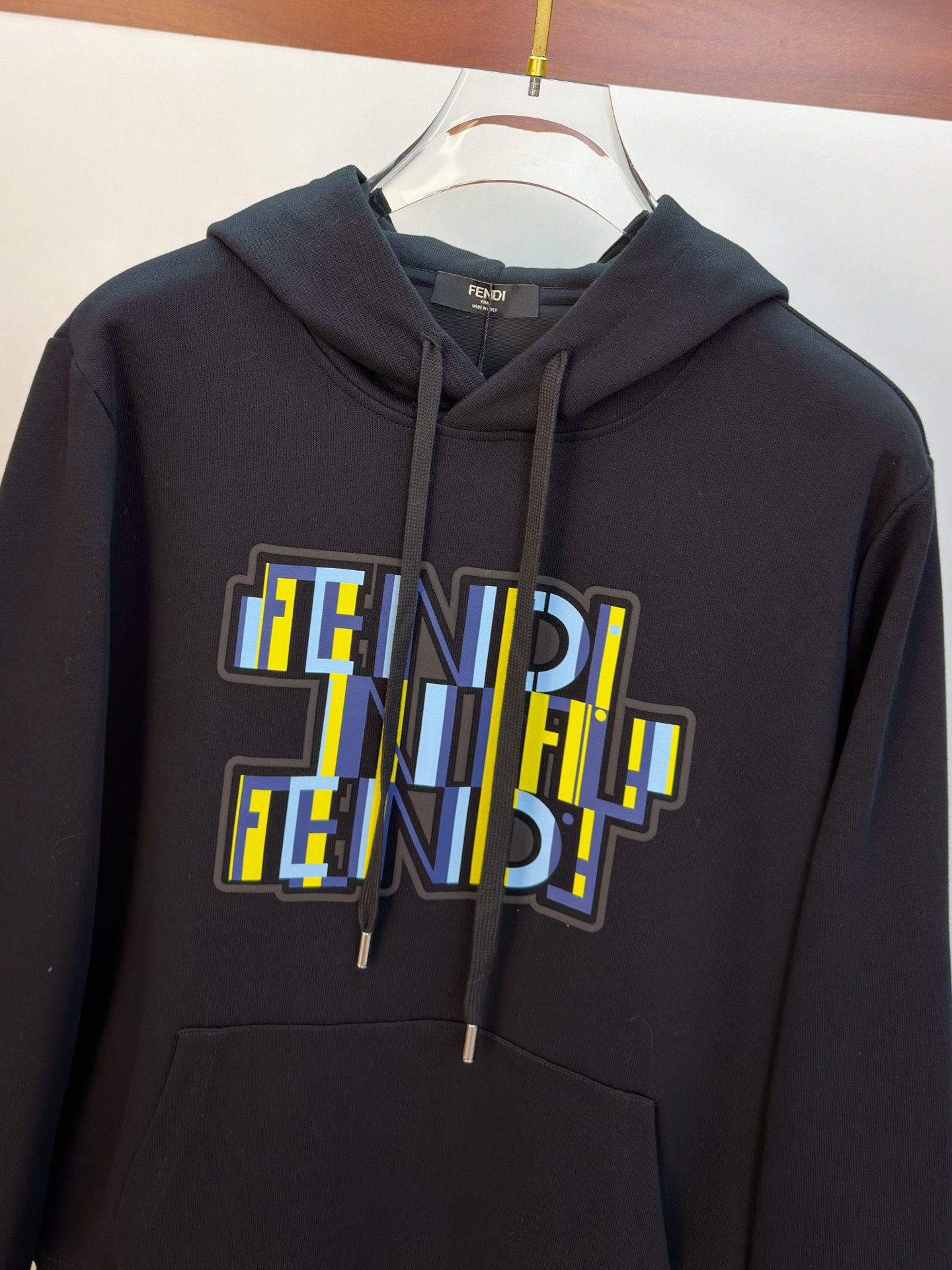 🌾芬迪25SS【新品】最新最顶级版本精美工艺连帽卫衣，最顶级的品质专柜原单套头衫，顶级制作工艺进口面料，