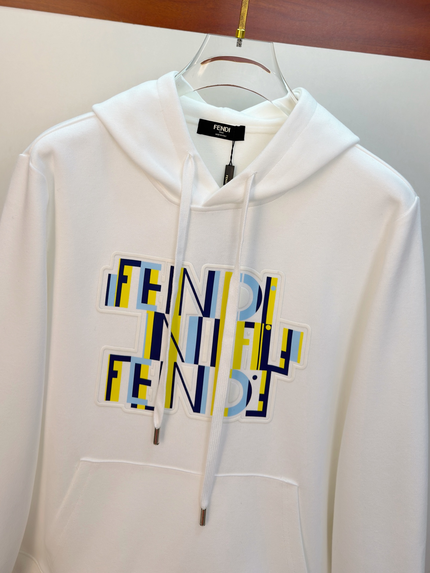 🌾芬迪25SS【新品】最新最顶级版本精美工艺连帽卫衣，最顶级的品质专柜原单套头衫，顶级制作工艺进口面料，