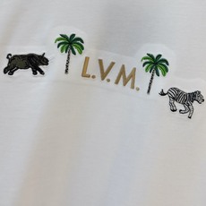 PLV夏季新款短袖T恤,特色的线绣工艺,个性艺术系列全网独家首发 百搭款细节处理完美240克纯棉面料十分 PLV夏季新款短袖T恤,特色的线绣工艺,个性艺术系列全网独家首发 百搭款细节处理完美240克纯棉面料十分