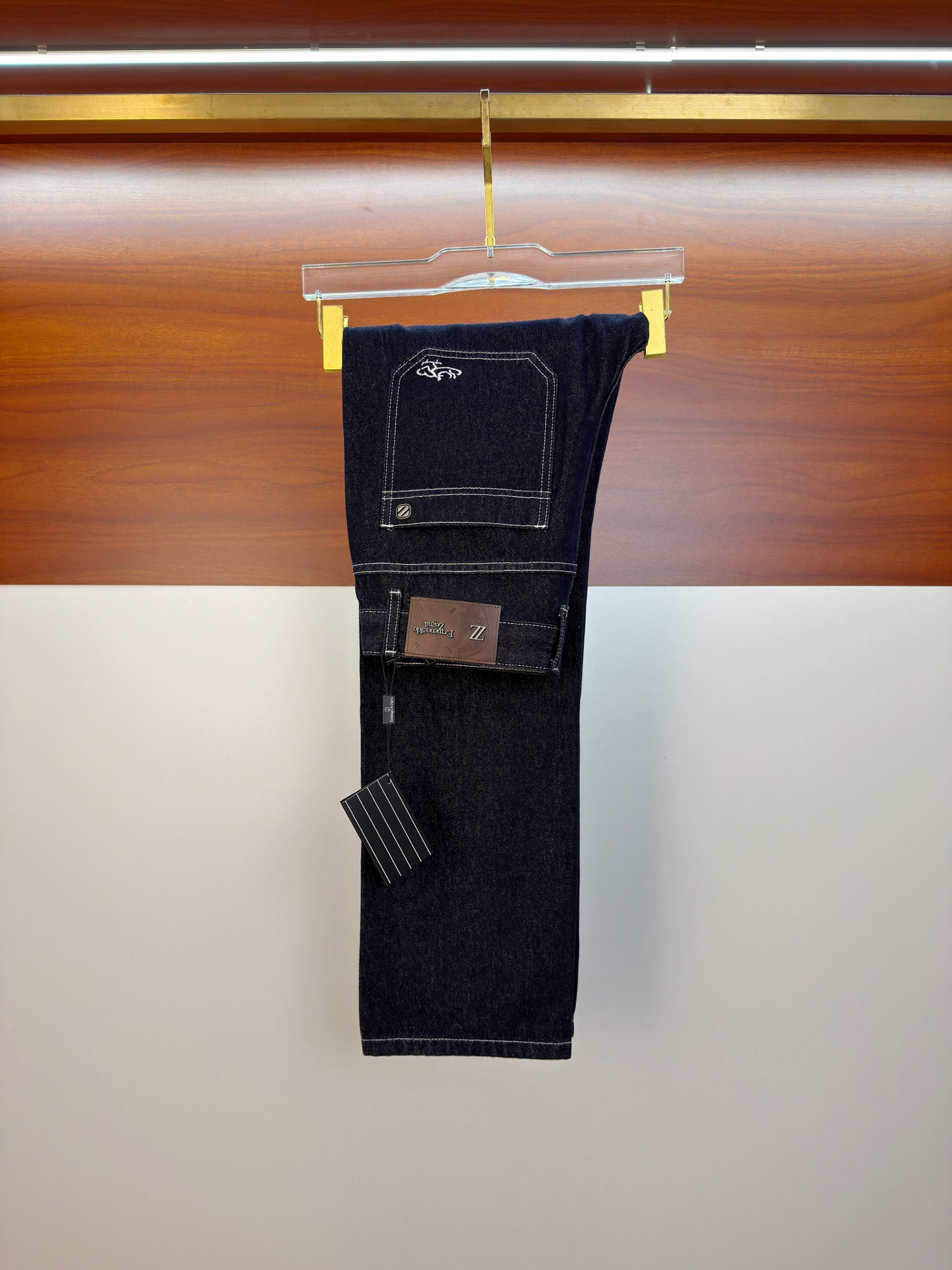 NO:761641,Ermenegildo Zegna [New Product] High-end Exclusive Sale 26SS Four Seasons Super Burning Street Series Jeans Exclusively and Grandly Launched Original Customized High-Quality Fabric Customized Hardware Slim Fit Fabric with Elasticity Micro-Stretch Upper Body Highly Comfortable A Must-Have Product!  Counter sizes 29-38 (no 35, no 37),,zegna,jeans,19860909杰尼亚【新品】高端独家发售 26SS四季款超燃炸街系列之最牛仔裤 独家隆重推出 原版定制高端品质面料 定制五金版型修身剪裁 面料带弹力 微弹上身舒适度超高 必爆单品！专柜尺码29-38（无35无37）,,zegna,jeans,,Men's clothing