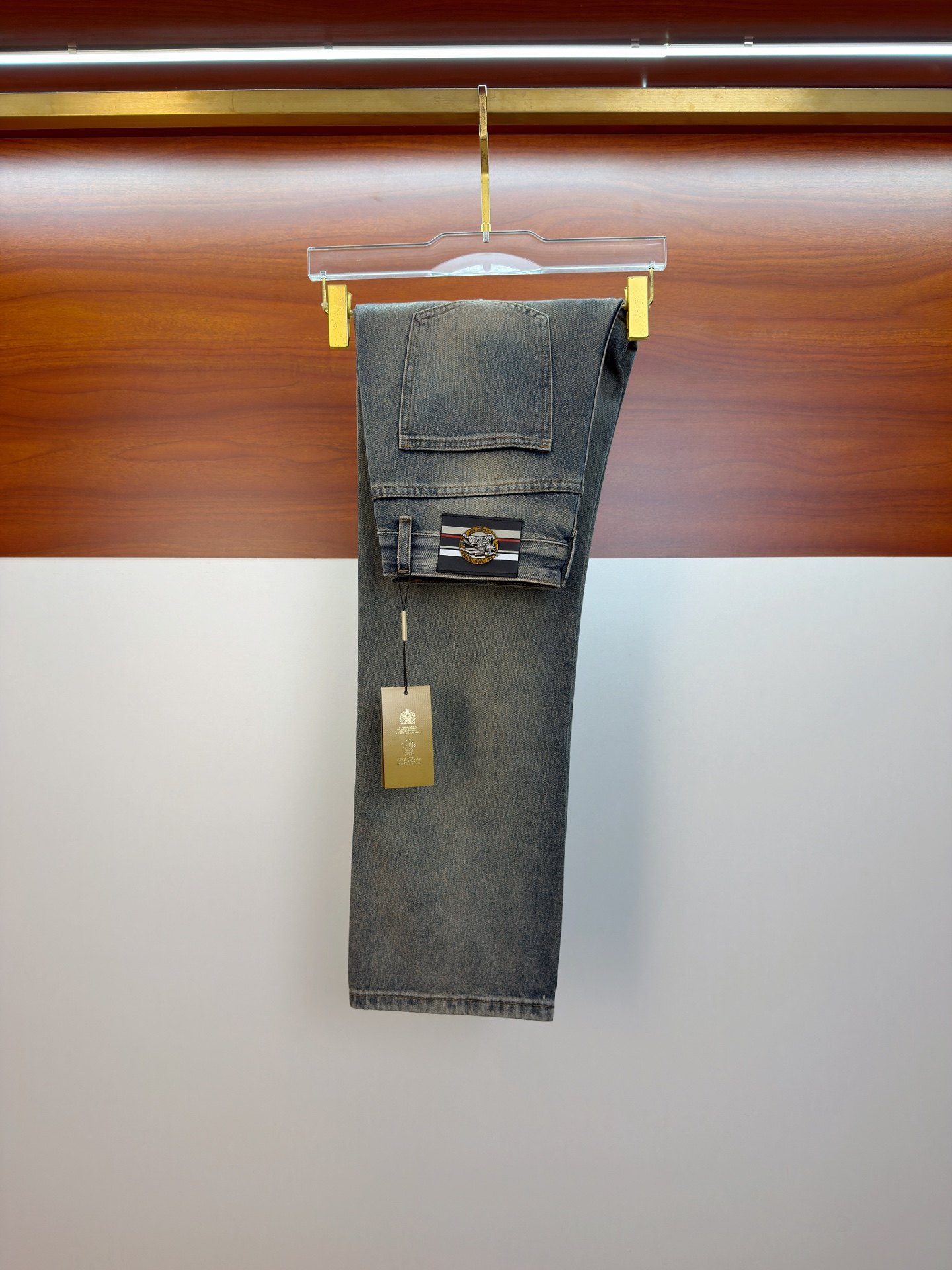 NO:761656,Burberry [New Product] High-end Exclusive Sale 26SS Four Seasons Super Burning Street Jeans Series Exclusively and Grandly Launched Original Customized High-Quality Fabric Customized Hardware Version Slim Tailoring Fabric with Elasticity Micro-Stretch Upper Body Highly Comfortable A Must-Have Product!  Counter sizes 29-38 (no 35, no 37),,burberry,jeans,19860909巴宝莉【新品】高端独家发售 26SS四季款超燃炸街系列之最牛仔裤 独家隆重推出 原版定制高端品质面料 定制五金版型修身剪裁 面料带弹力 微弹上身舒适度超高 必爆单品！专柜尺码29-38（无35无37）,,burberry,jeans,,Men's clothing