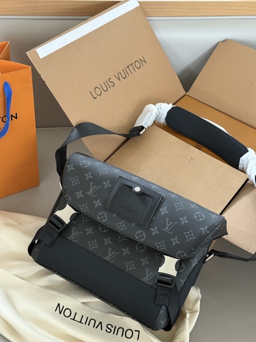 Louis Vuitton Voyager Messenger Bag for Men - Stylish and Functional 1 Louis Vuitton Voyager Messenger Bag for Men - Stylish and Functional