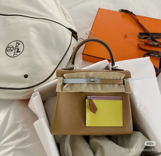 Hermès Limited Edition Kelly Bag in Multicolor Leather 1 Hermès Limited Edition Kelly Bag in Multicolor Leather