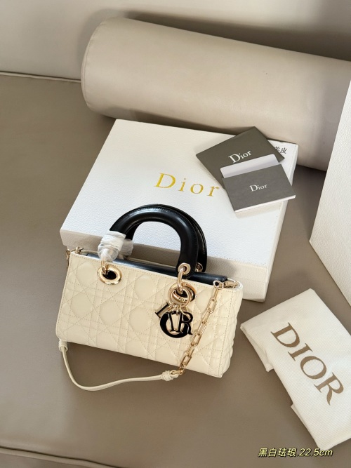 Dior Lady Dior Joy Bag, Elegant Panda Color, 22*12cm, Perfect for Every Occasion 1 Dior Lady Dior Joy Bag, Elegant Panda Color, 22*12cm, Perfect for Every Occasion