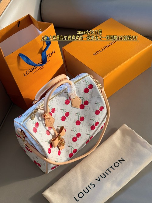 Louis Vuitton Speedy 30: Bolso Icónico con Diseño de Cerezas 1 Louis Vuitton Speedy 30: Bolso Icónico con Diseño de Cerezas