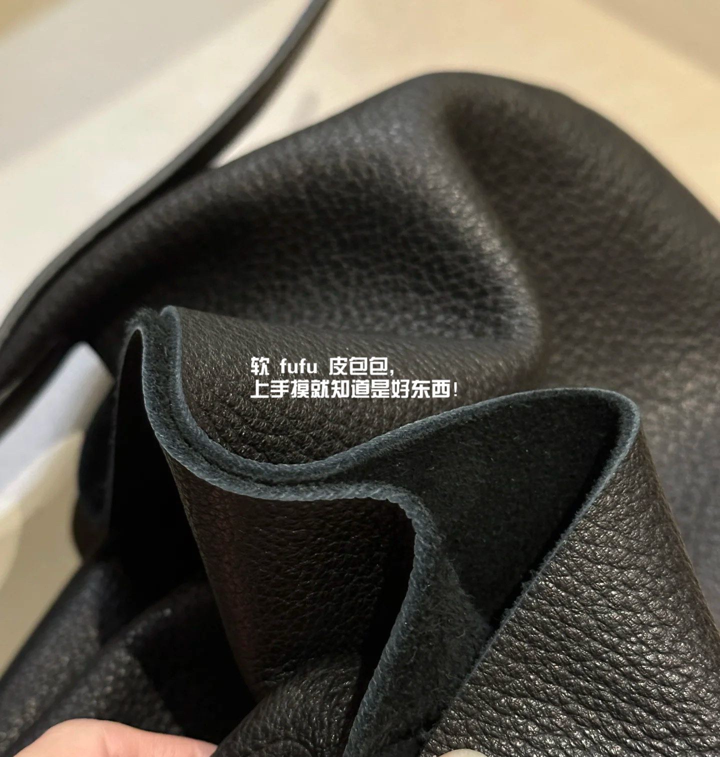 大人気偽物 トートバッグ ロゴ カーフスキン