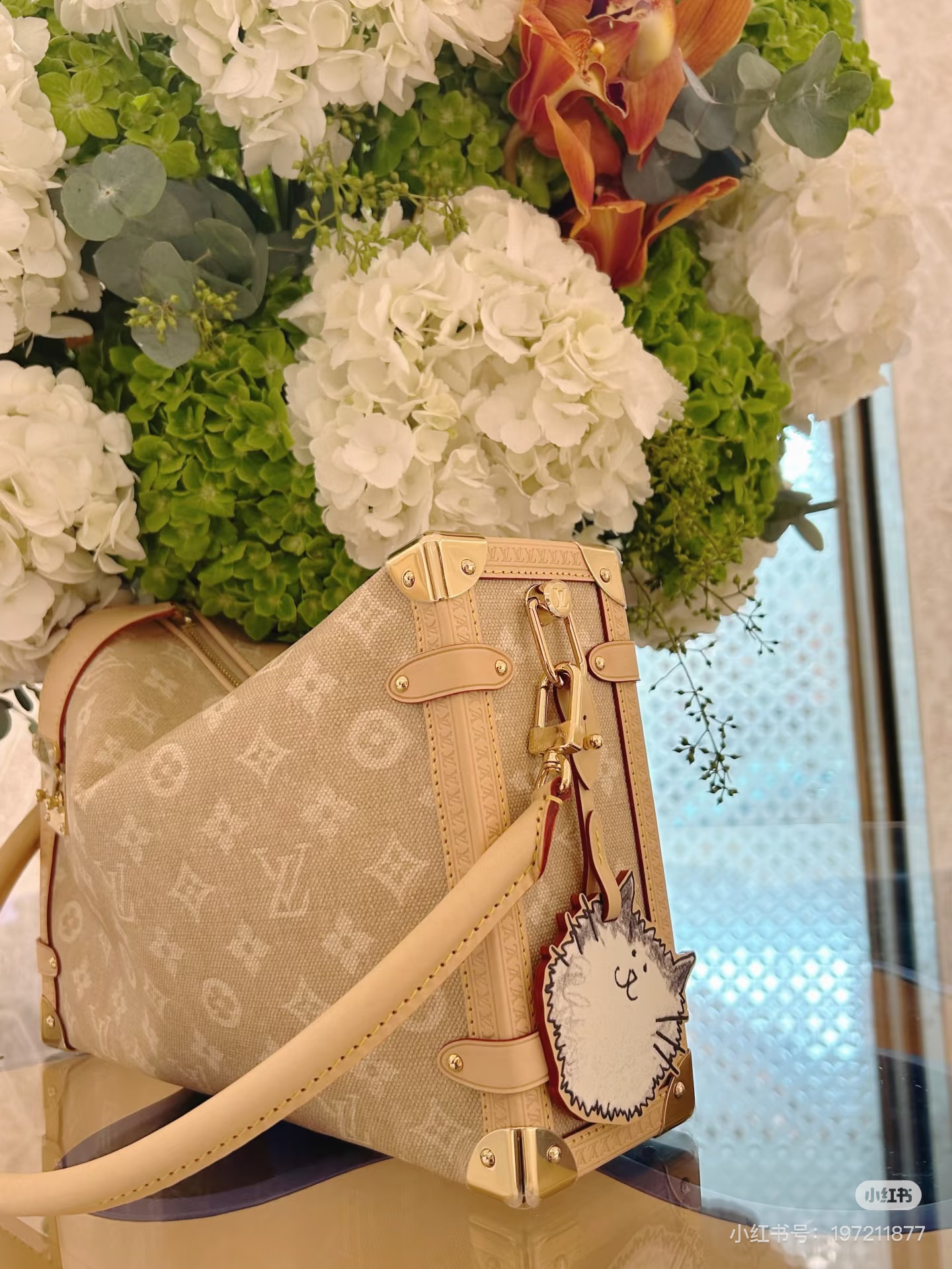 大人気偽物 トートバッグ ロゴ カーフスキン