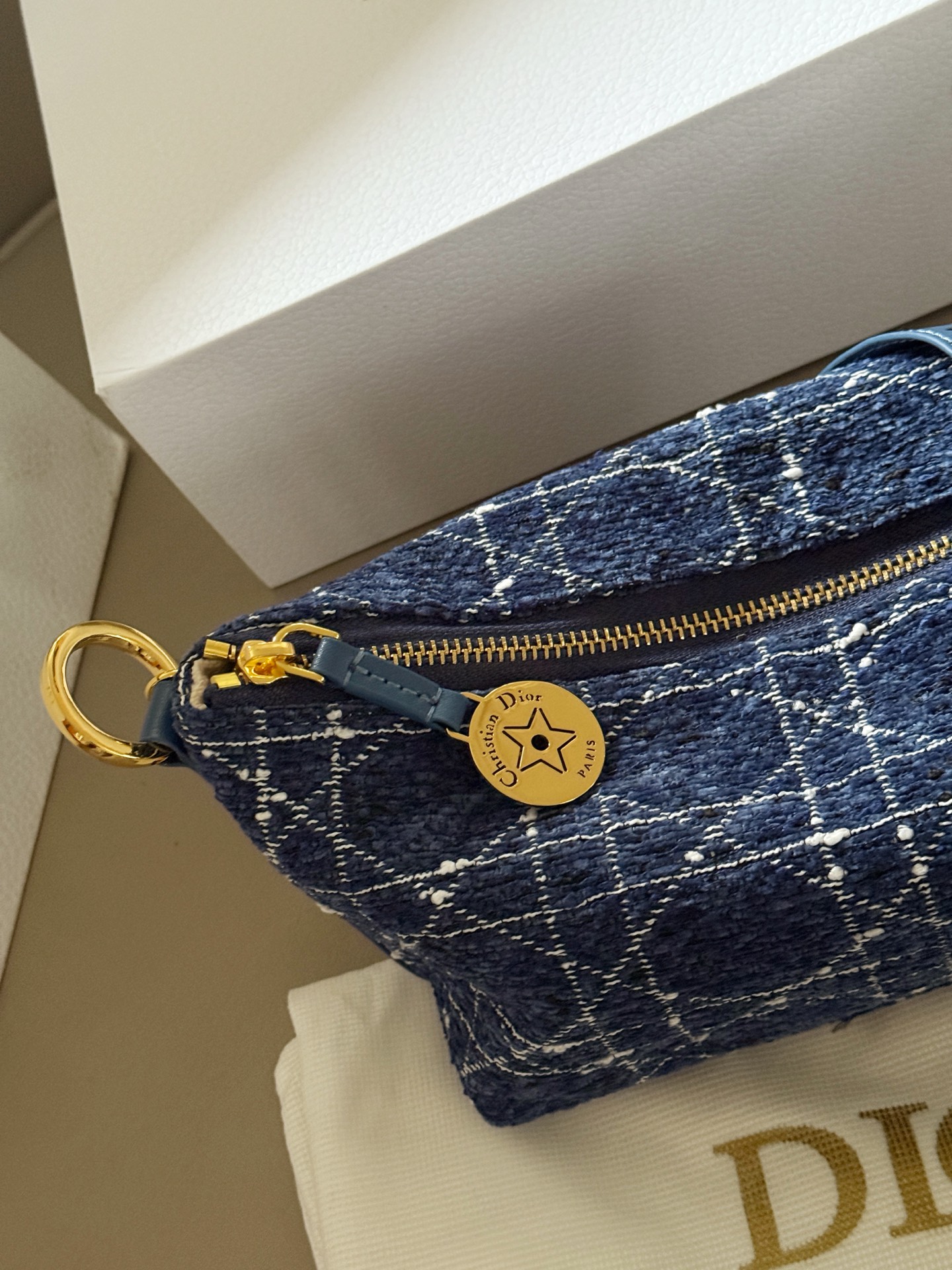 大人気偽物 トートバッグ ロゴ カーフスキン