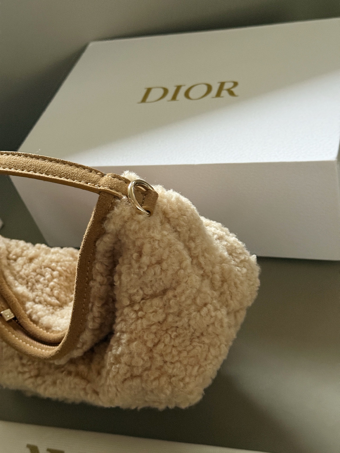 大人気偽物 トートバッグ ロゴ カーフスキン