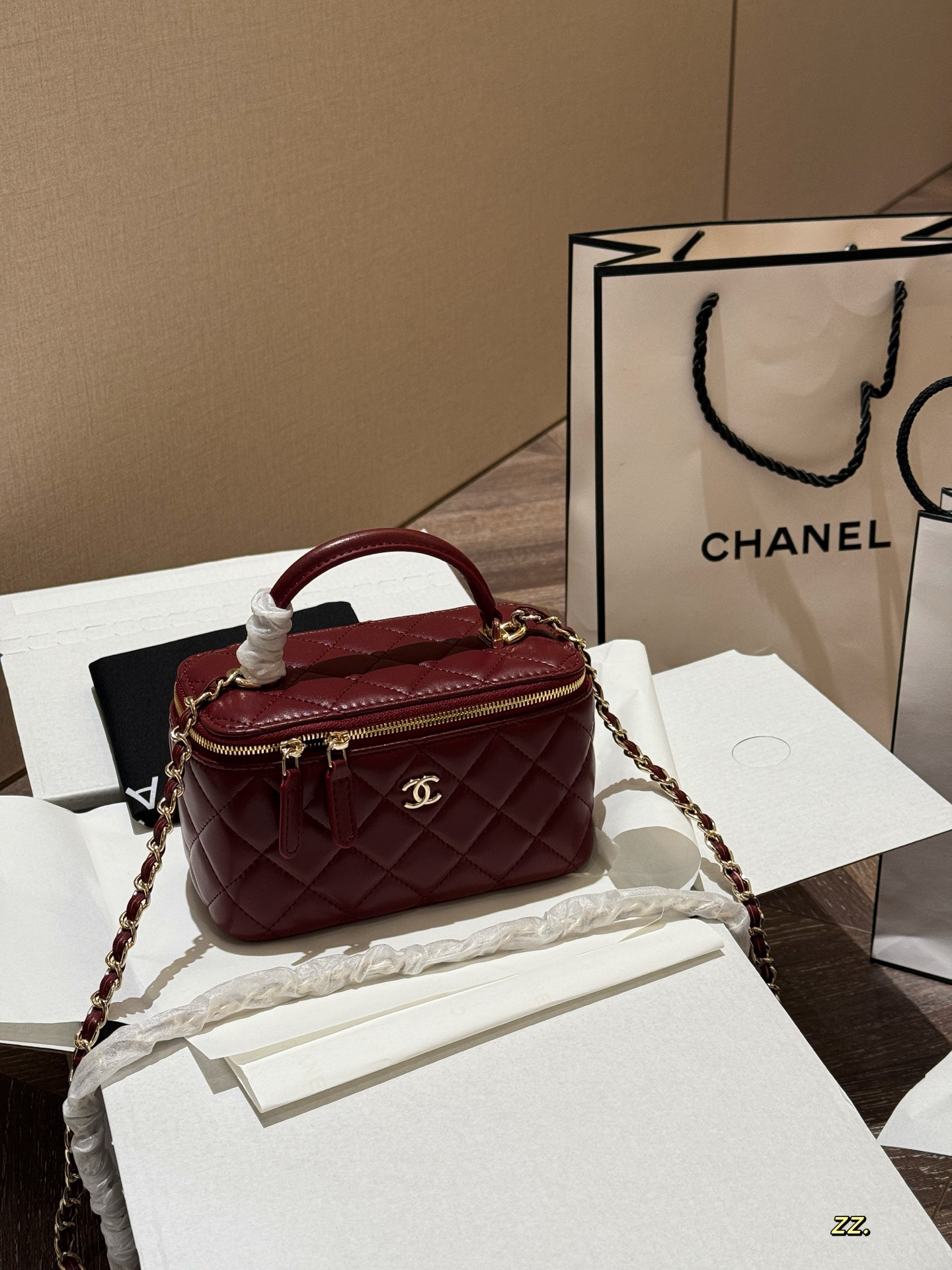 大人気偽物 トートバッグ ロゴ カーフスキン