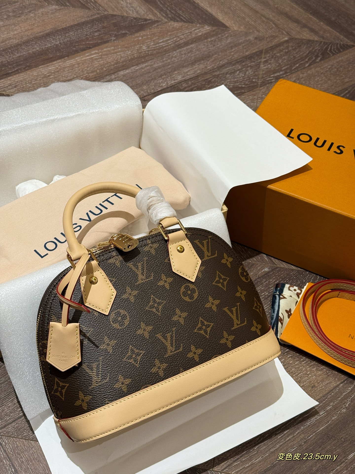 大人気偽物 トートバッグ ロゴ カーフスキン