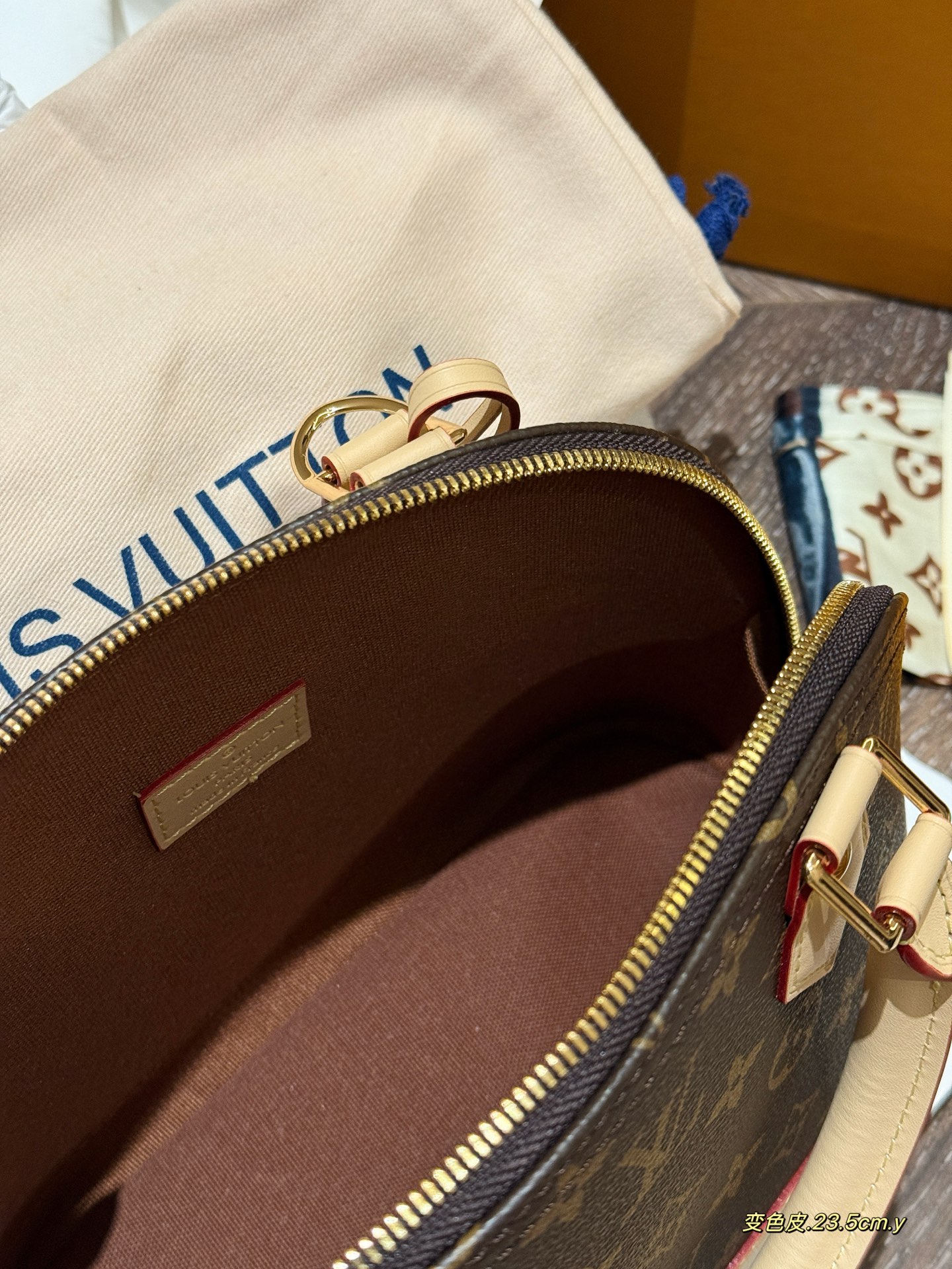 大人気偽物 トートバッグ ロゴ カーフスキン