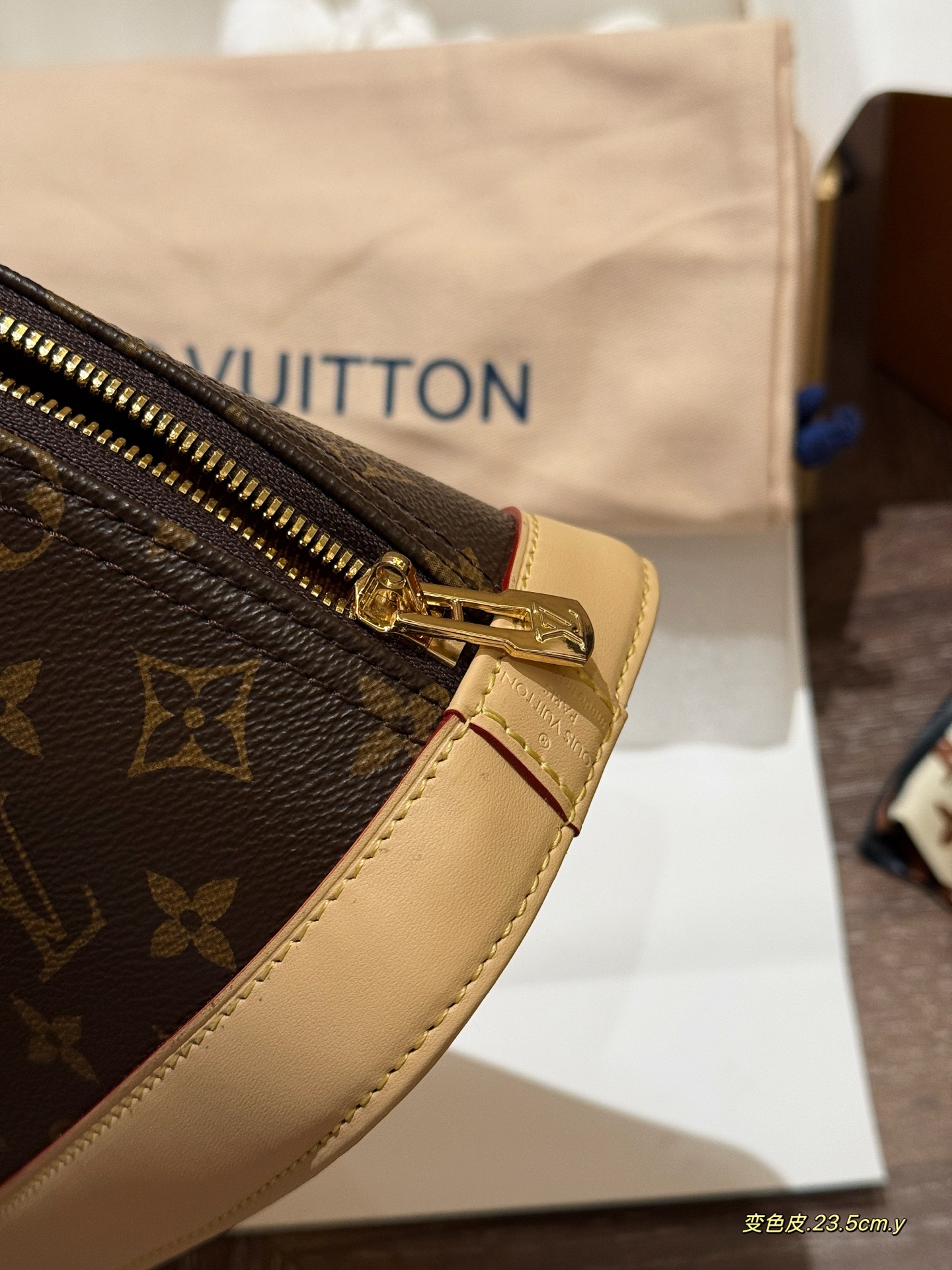 大人気偽物 トートバッグ ロゴ カーフスキン