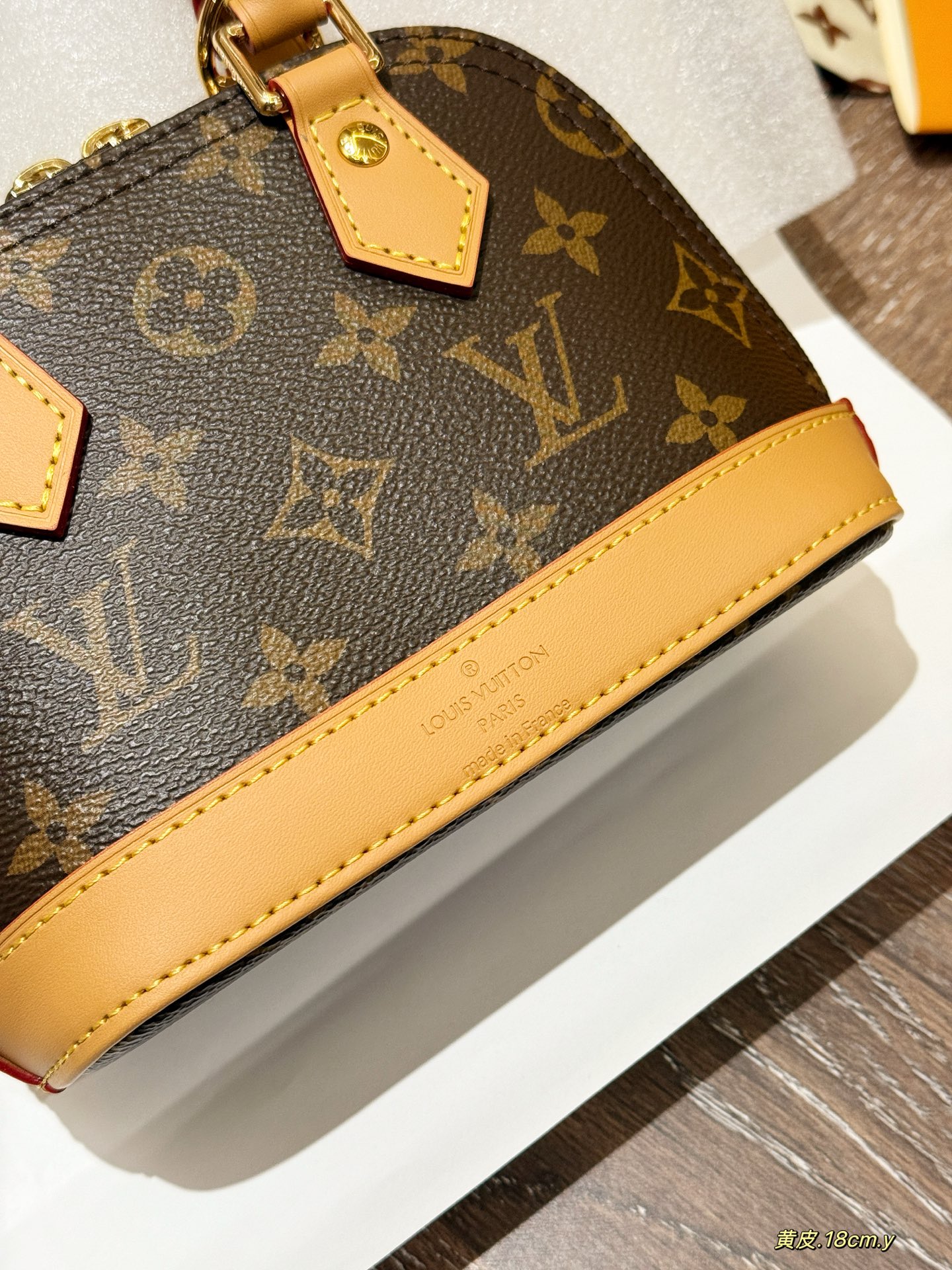 大人気偽物 トートバッグ ロゴ カーフスキン