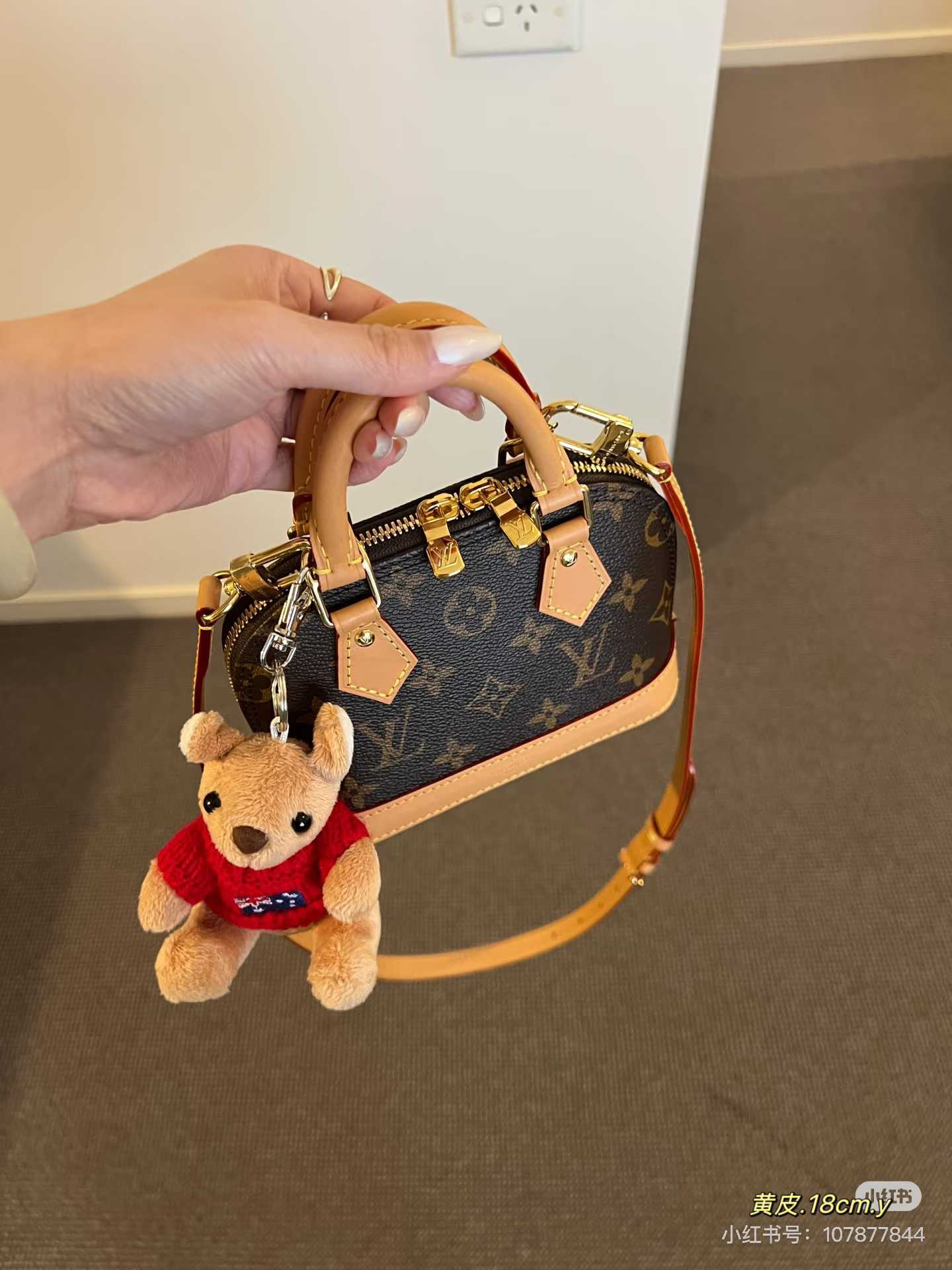 大人気偽物 トートバッグ ロゴ カーフスキン