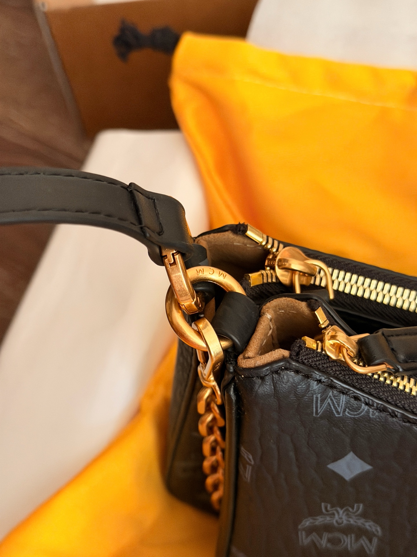 MCM tas Wordt geleverd met doos (2-in-1) — photo 4