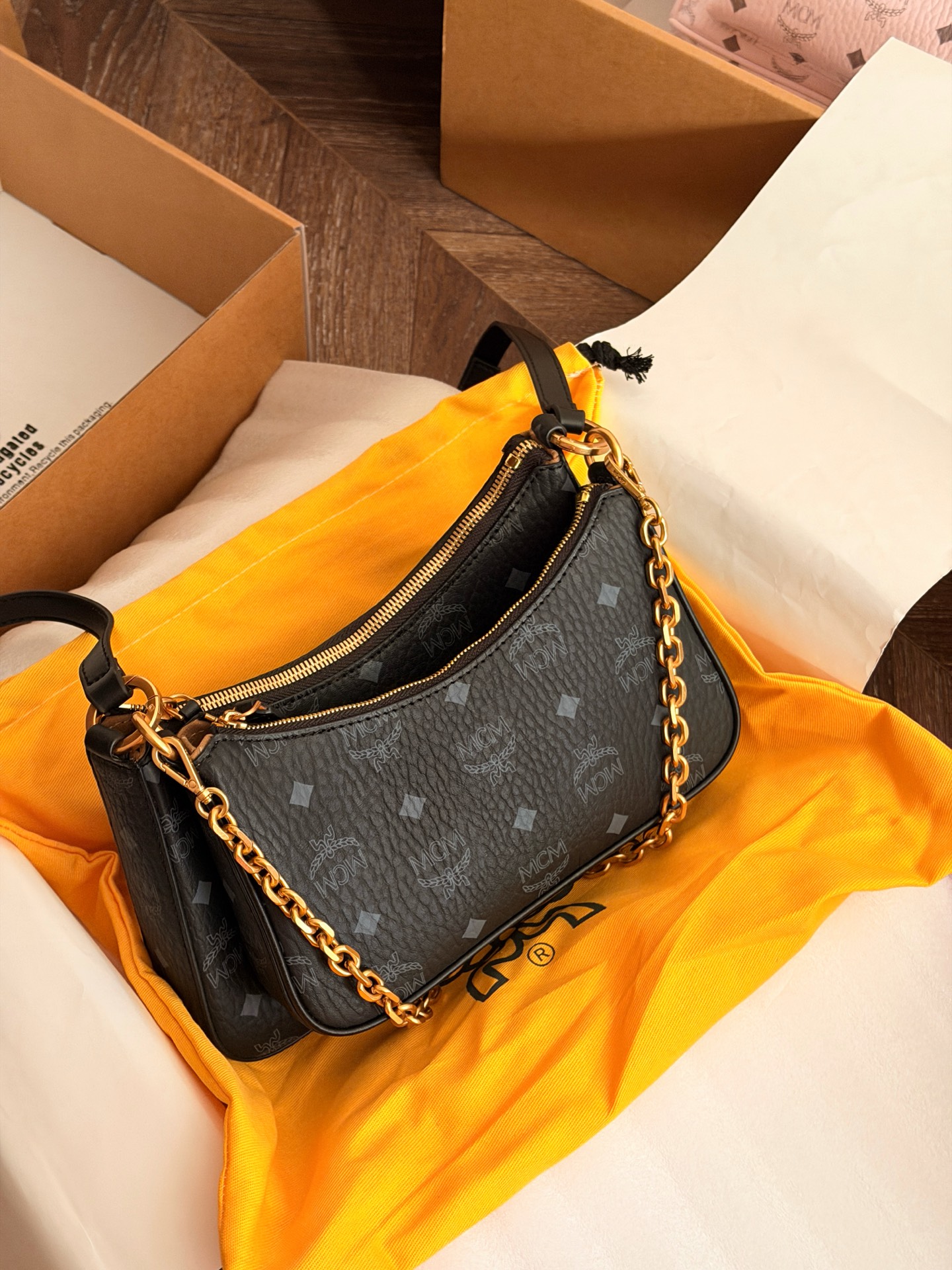 MCM tas Wordt geleverd met doos (2-in-1) — photo 2
