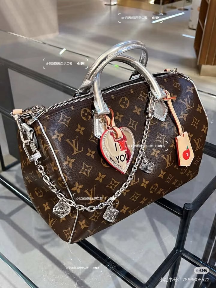 _dty9sEWZi1V2vxvQrPvbPriO5_tyMn_4v-SjBMA