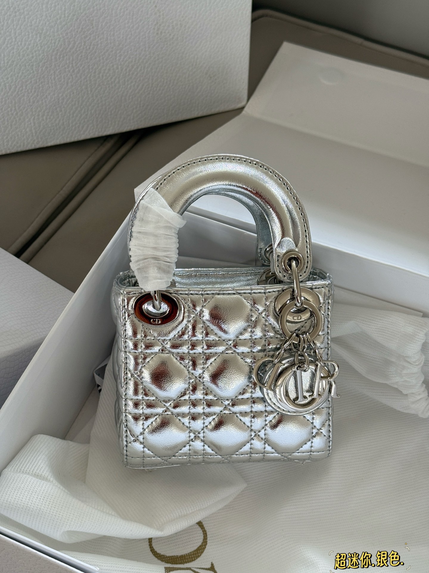 _dr49seyHRSHHeVYM3GDBifQloLOQkhlxYBMsbFw