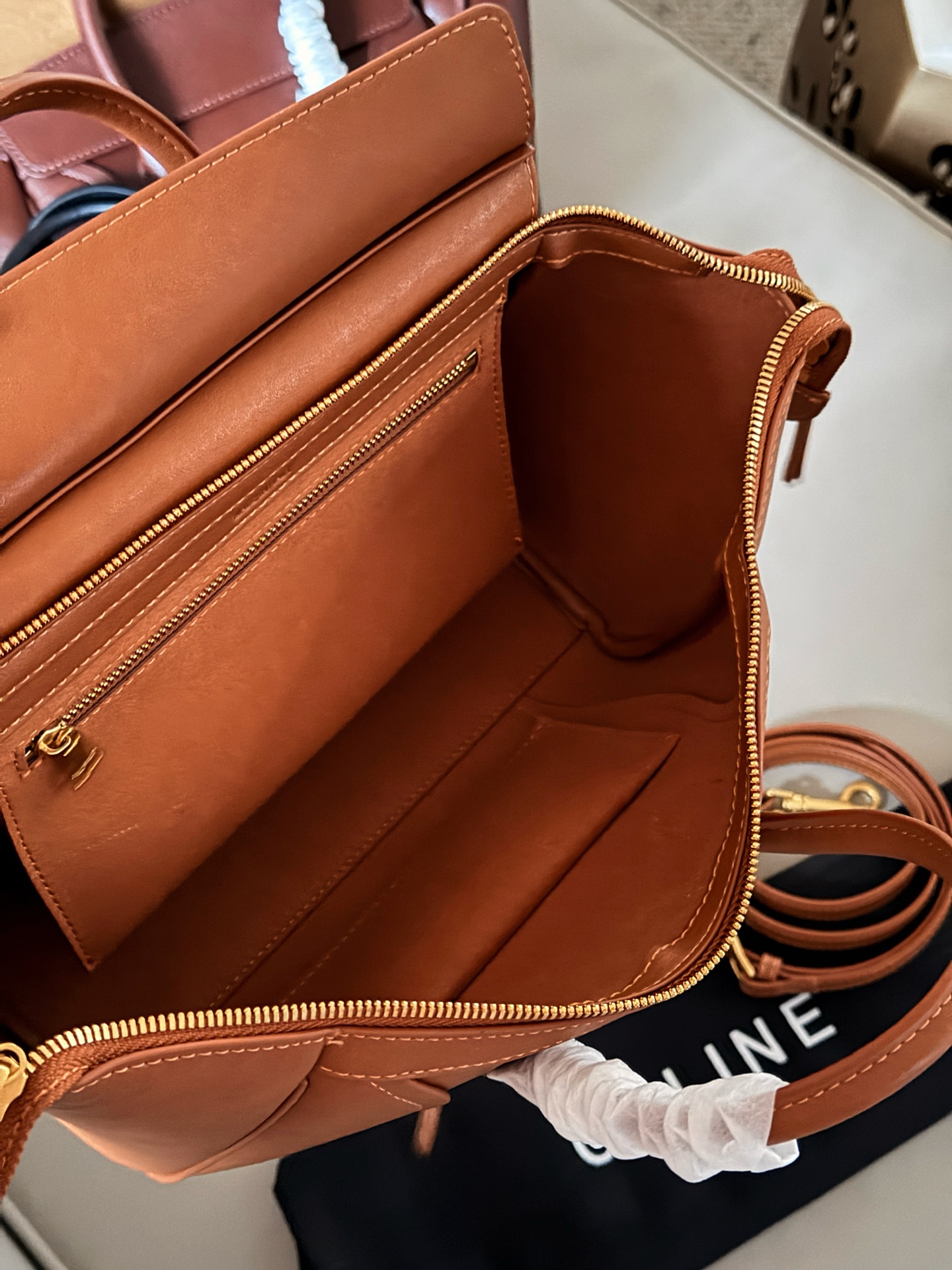 Bolso Celine Viene con caja tamaño pequeño — photo 8