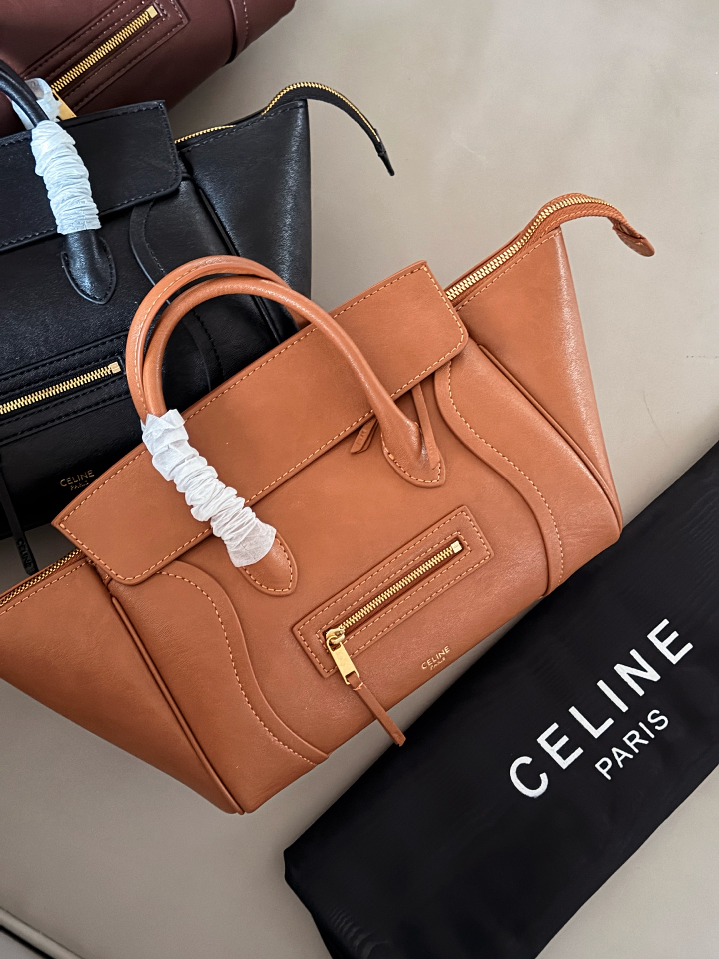 Bolso Celine Viene con caja tamaño pequeño — photo 2