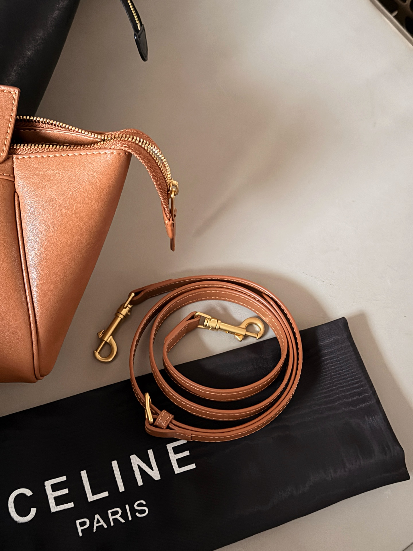 Bolso Celine Viene con caja tamaño pequeño — photo 6