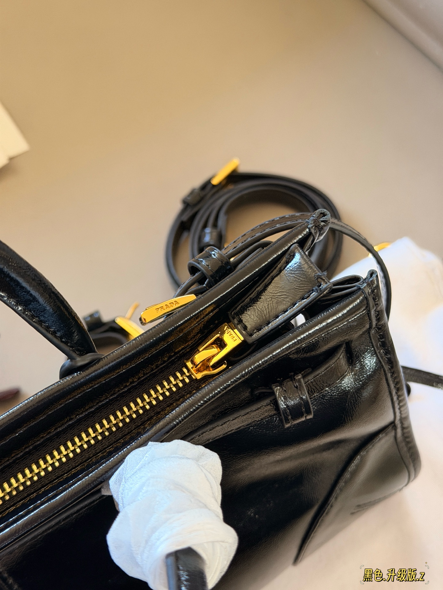 Borsa PRADA Versione aggiornata della pelle cerata — photo 6