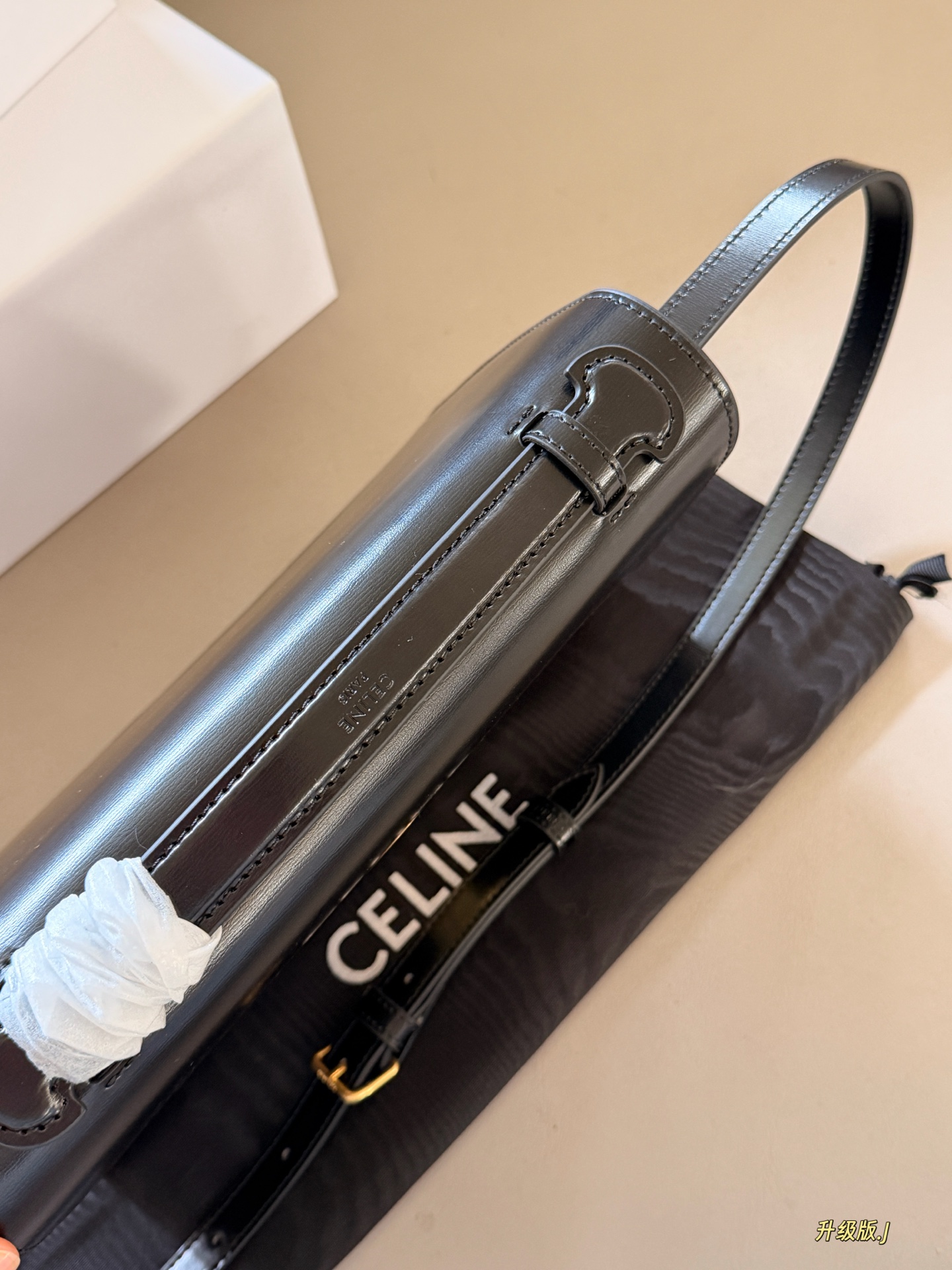 Dimensioni della borsa Celine: 25 x 15 cm — photo 3